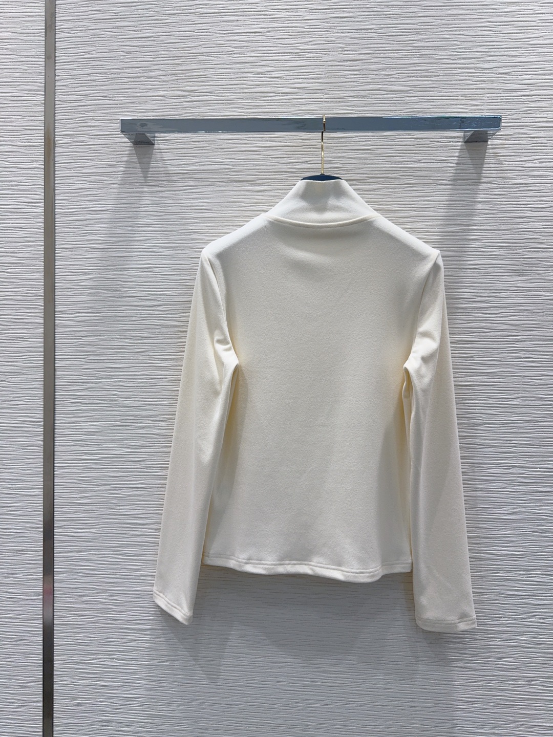 ルイ・ヴィトン ロゴTシャツ 100%ポリエステル レディース 【新品】 ✨ - 画像 9