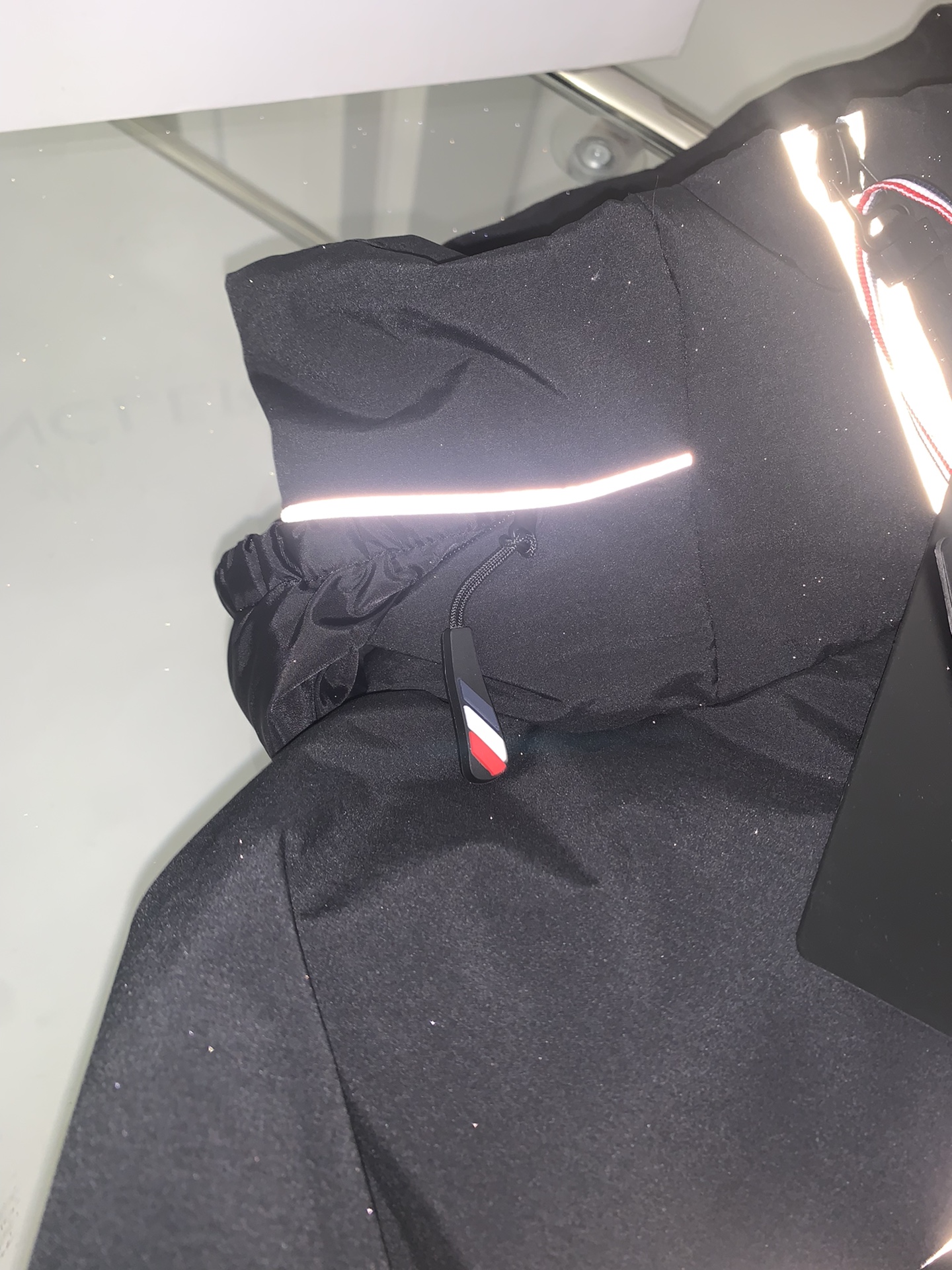 MONCLER 134 リフレクティブ ダウンジャケット ブラック - 画像 9