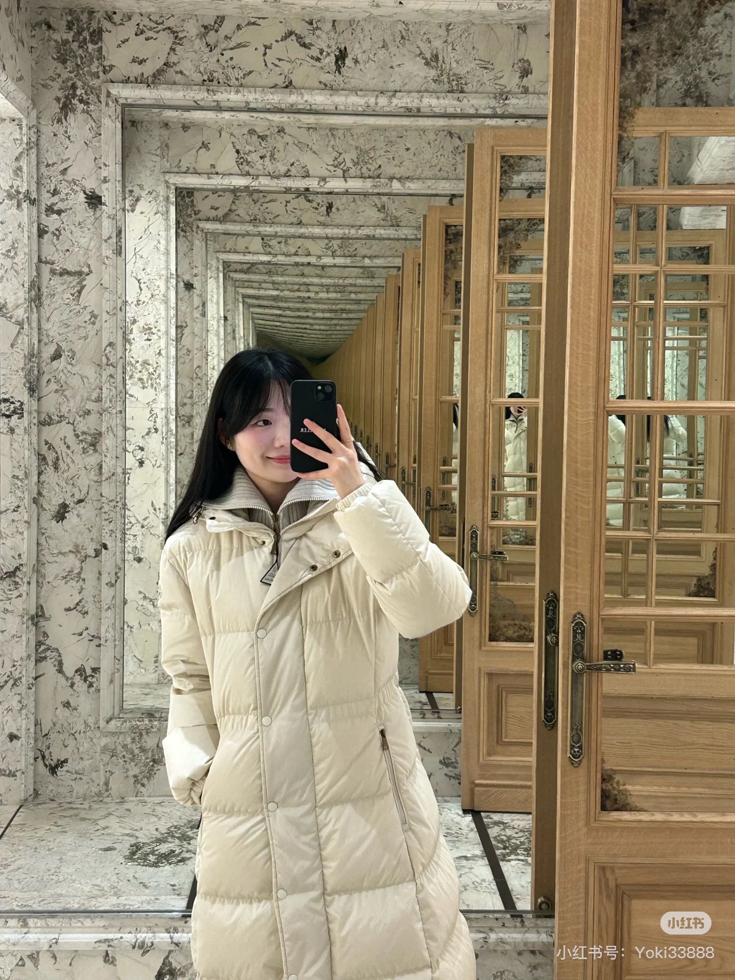 MONCLER 153 ロングダウンコート | クリーム色 - 画像 8