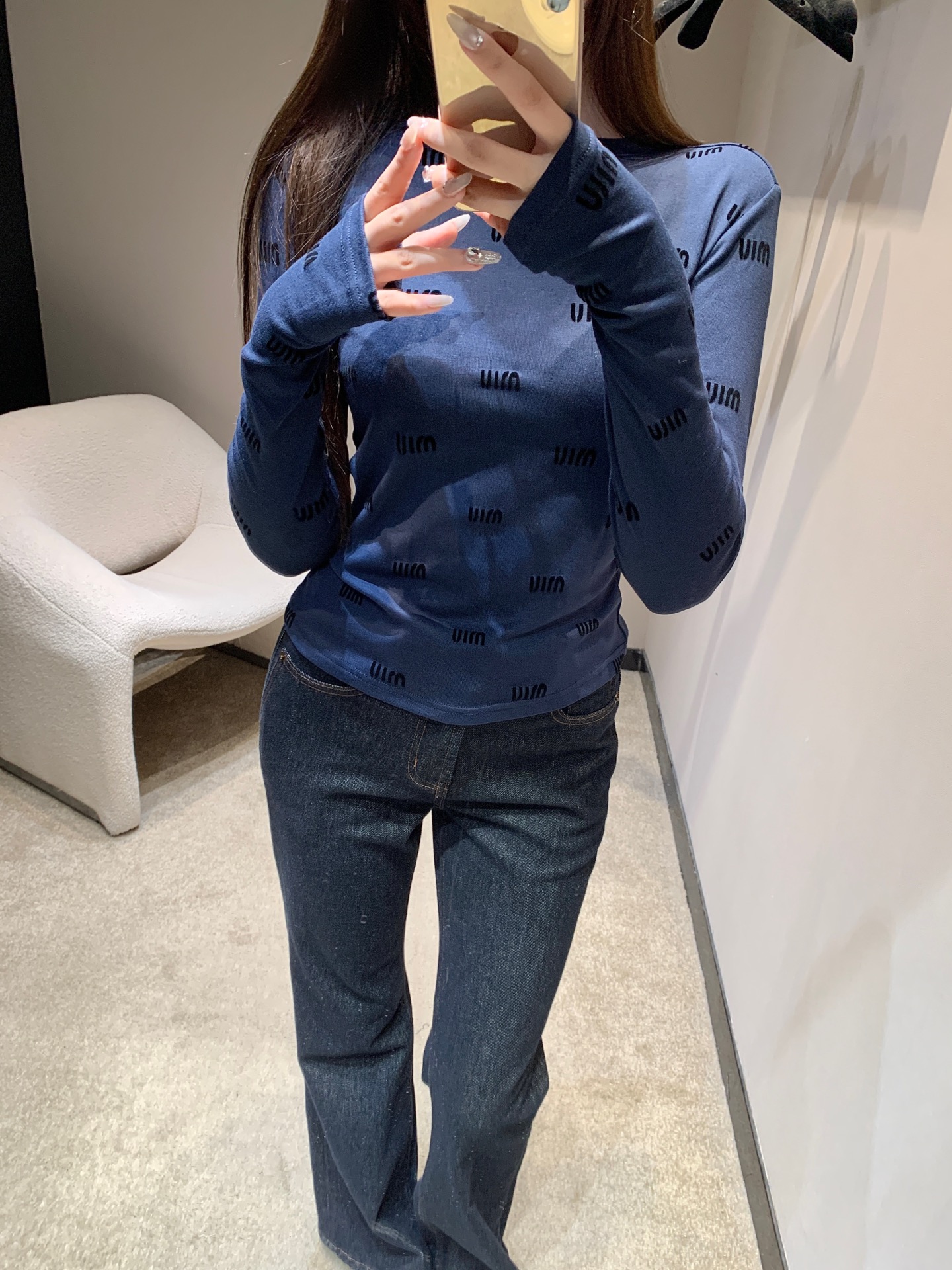 Miumi 210 25FW秋冬 新作 字母植绒印花 長袖Tシャツ ブルー 伸縮性ニット素材 - 画像 8