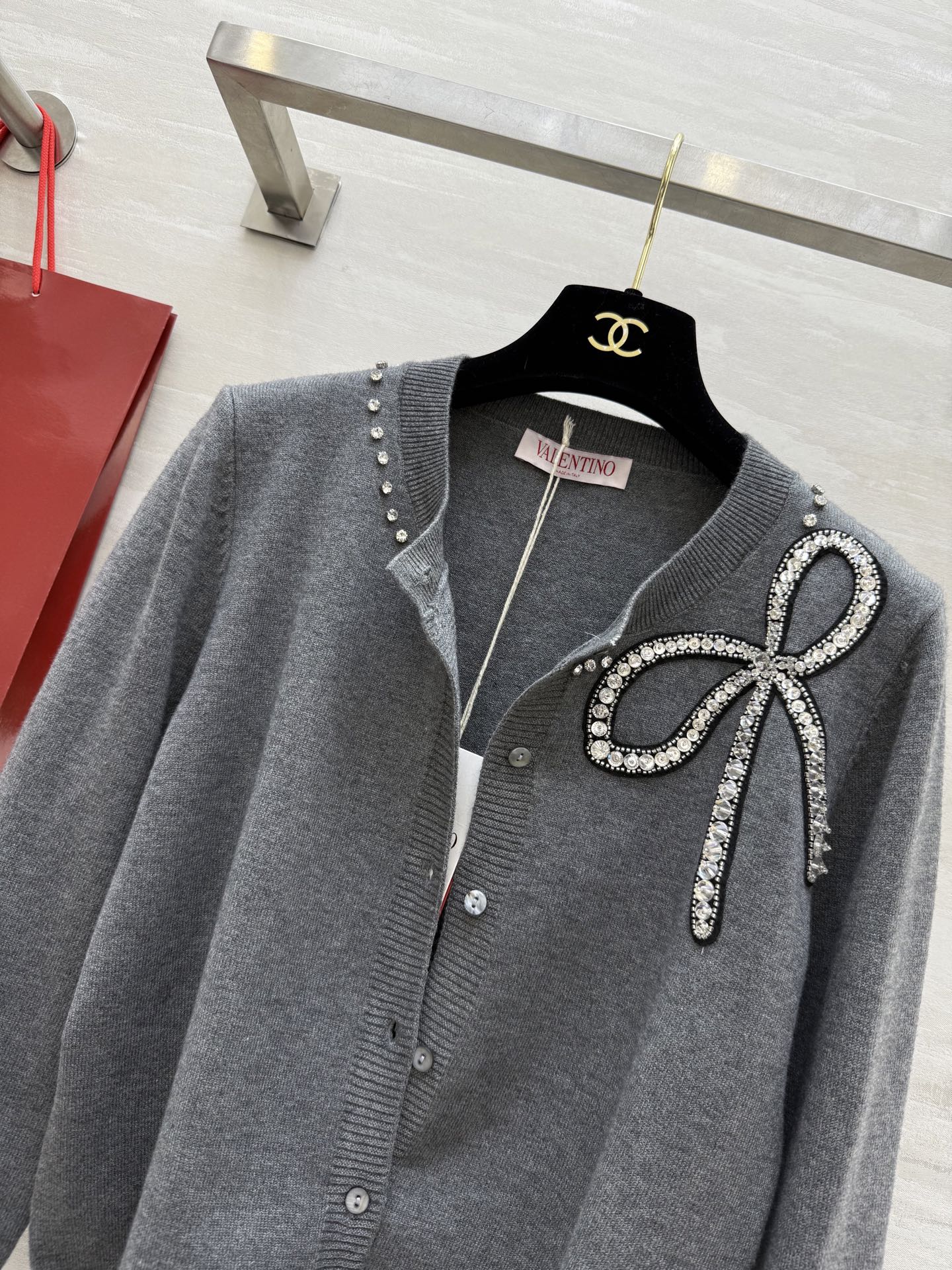 VALENTINO 250 ファッション インサート ブローチ ボーダー レディース グレー ナイロン混紡 24SS | 珪石レース フェイス | 144 - 画像 5