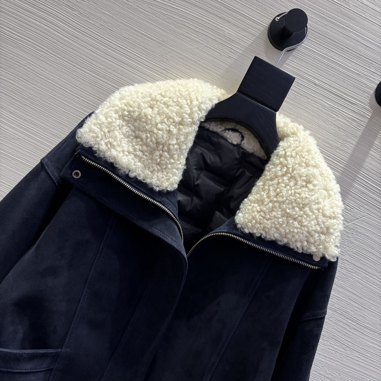 25新品 シープルーフジャケット 90%鴨絨 ブラック - 画像 3