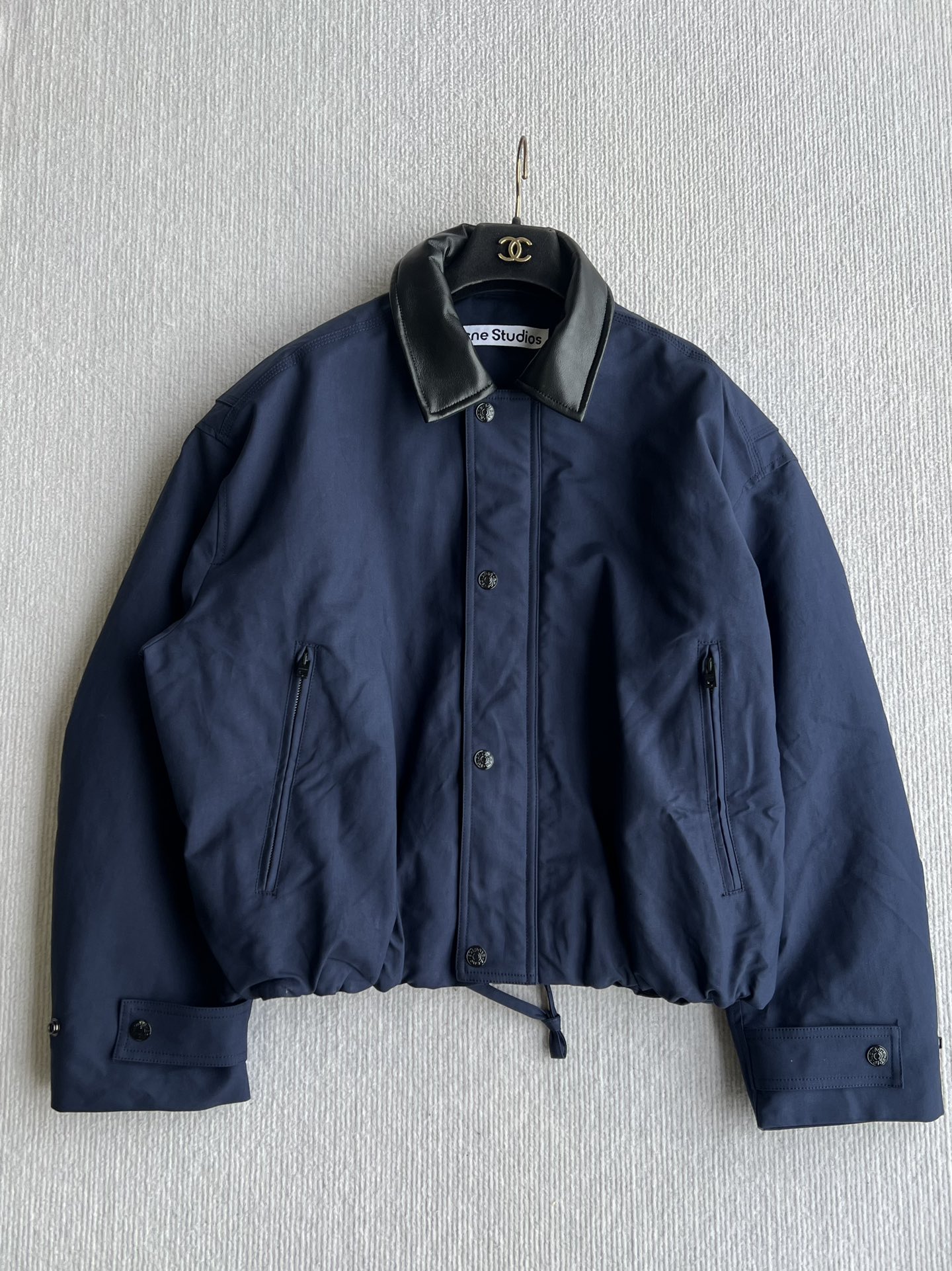 Acne Studios ロゴ入り チェスターコート ファッション ベルト付き 裾引き ブルー - 画像 1