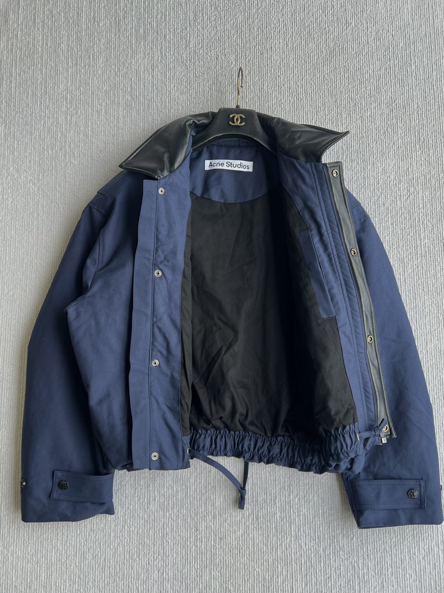 Acne Studios ロゴ入り チェスターコート ファッション ベルト付き 裾引き ブルー - 画像 5