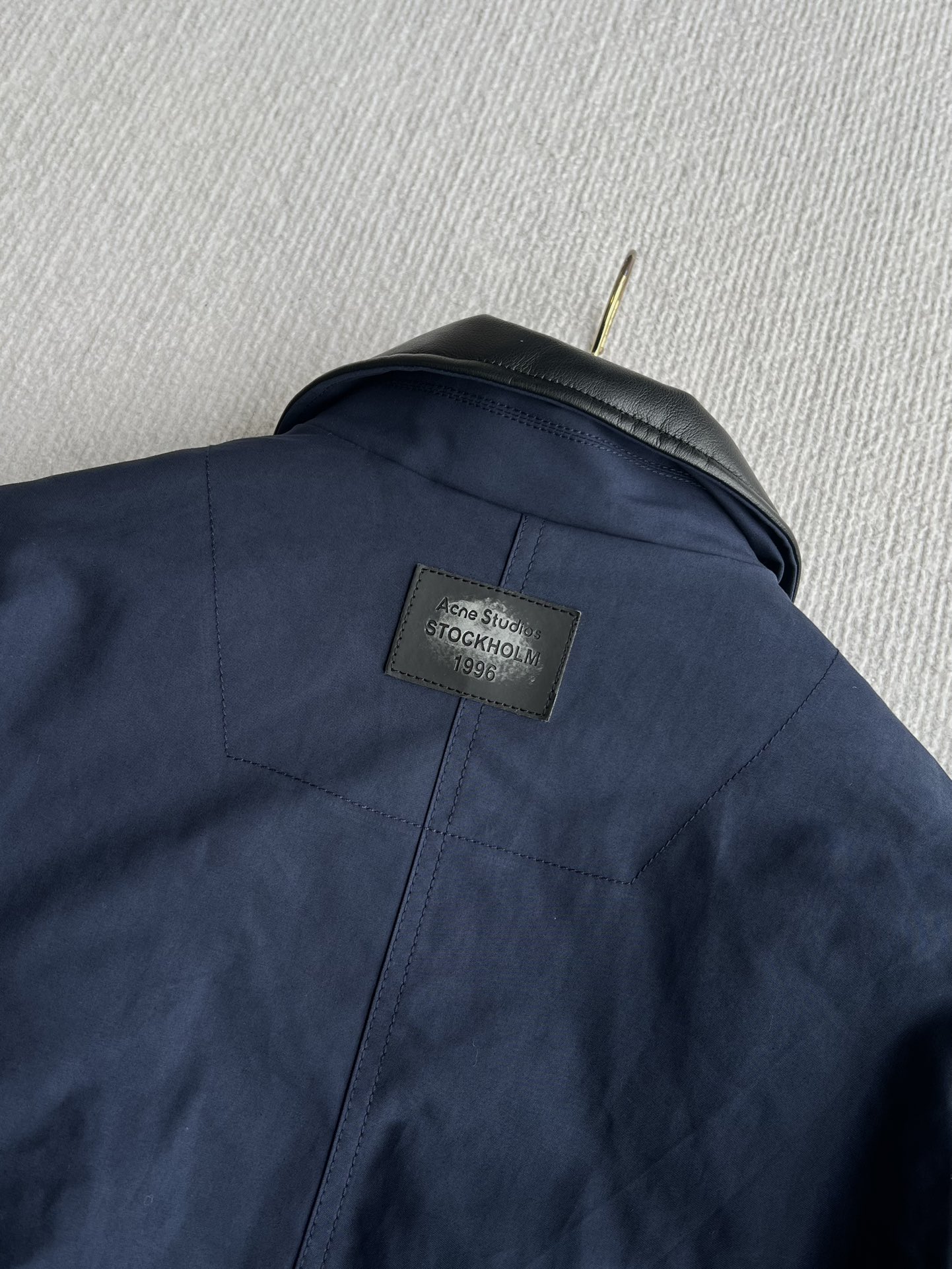 Acne Studios ロゴ入り チェスターコート ファッション ベルト付き 裾引き ブルー - 画像 8