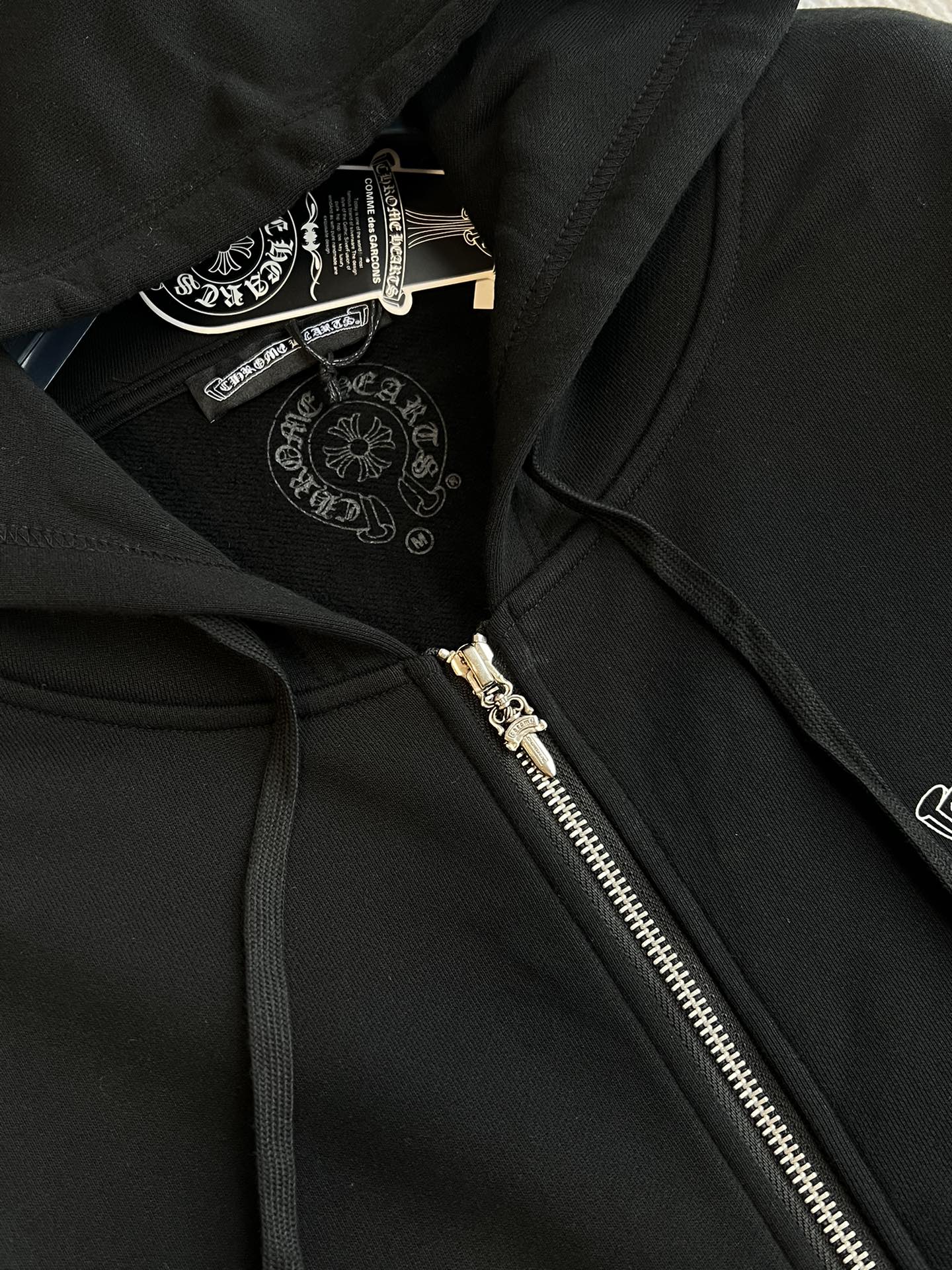 Chrome Hearts 25秋冬 フルジップパーカー 梵文刺繍 ブラック 100%コットン - 画像 9