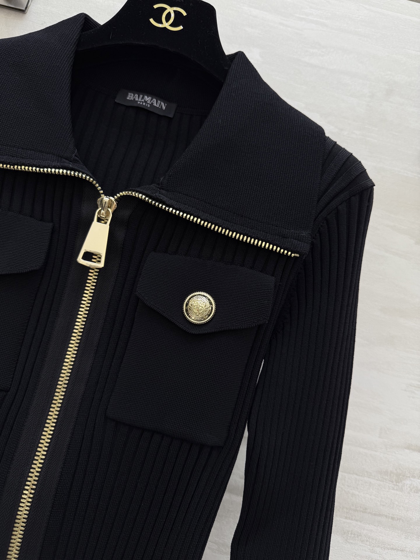 BALMAIN ニット ロングスリーブ ファスナー デザイン ブラック - 画像 5