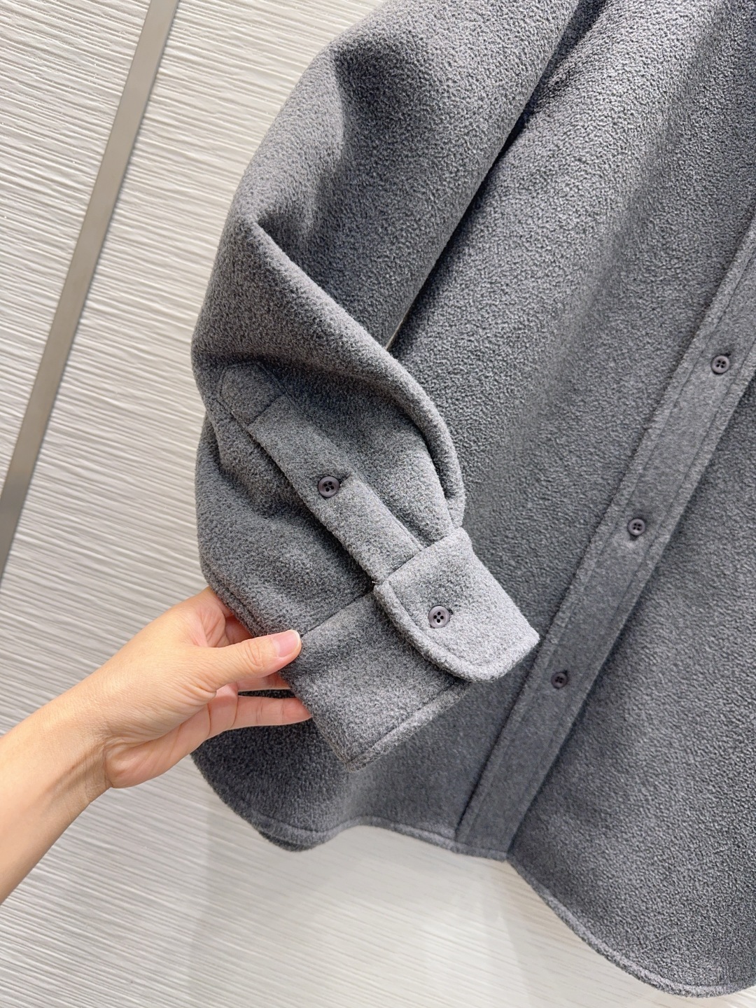 Miu Miu 2025FW シャツジャケット 15%ウール 85%ポリエステル グレー - 画像 6