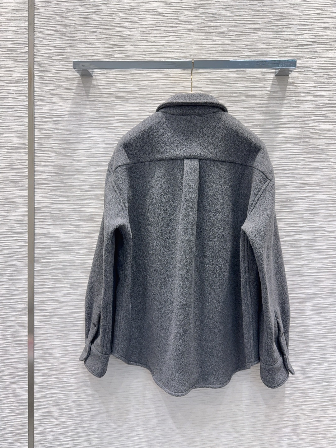 Miu Miu 2025FW シャツジャケット 15%ウール 85%ポリエステル グレー - 画像 9