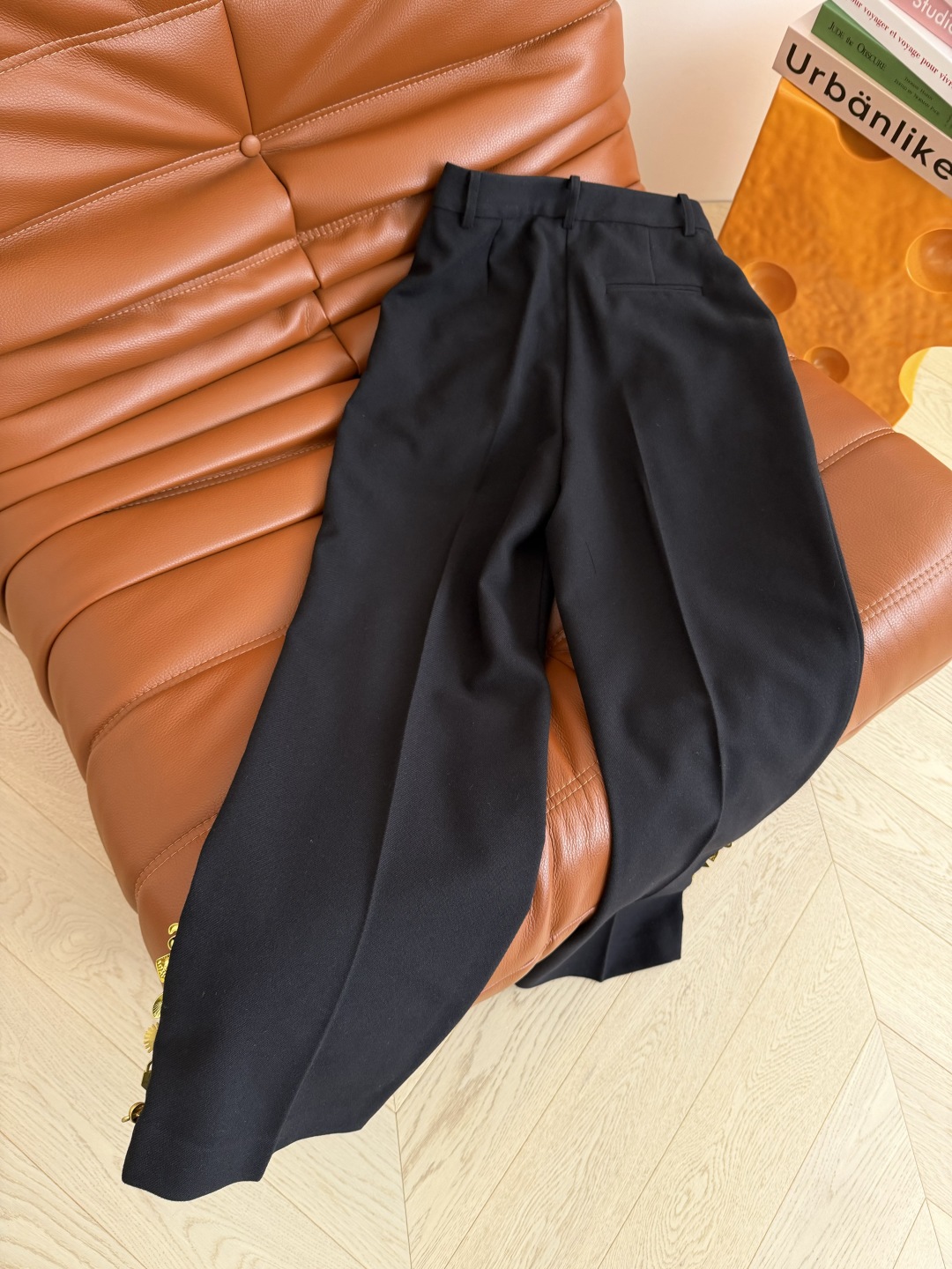 310 25 秋冬 ワークパンツ ブラック 異形金ボタン デザイン リブ リブパンツ 黒 一色三码 - 画像 9