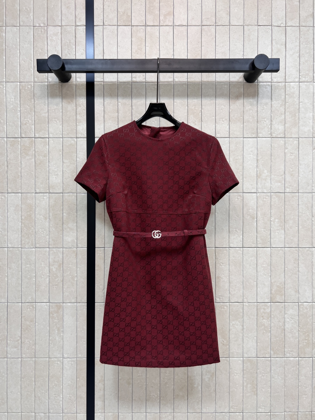 GUCCI 330 グラフィティ グラフィティ柄 レディース ドレス レッド 一色四码 | 25早秋新作 - 画像 1