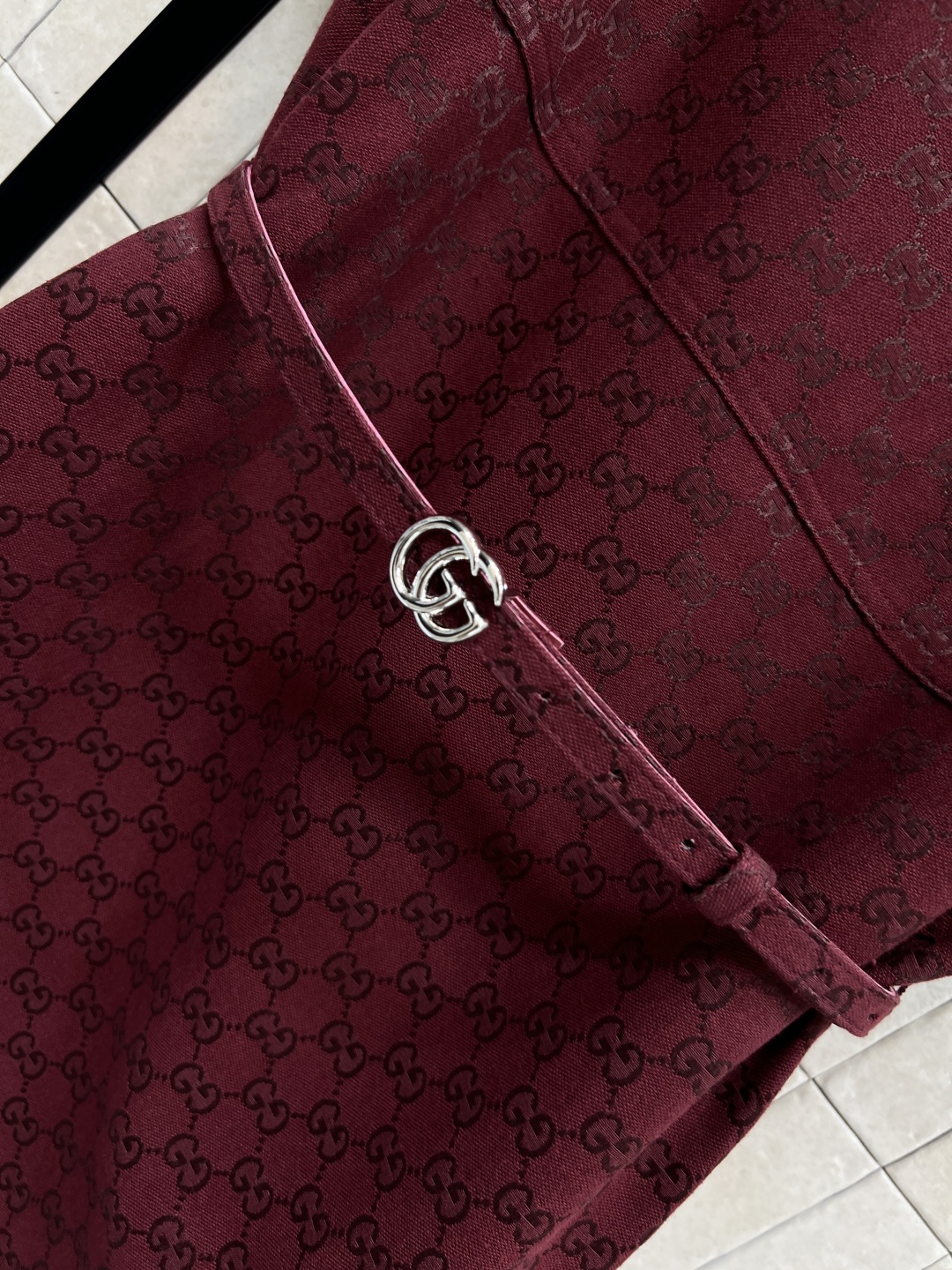 GUCCI 330 グラフィティ グラフィティ柄 レディース ドレス レッド 一色四码 | 25早秋新作 - 画像 3