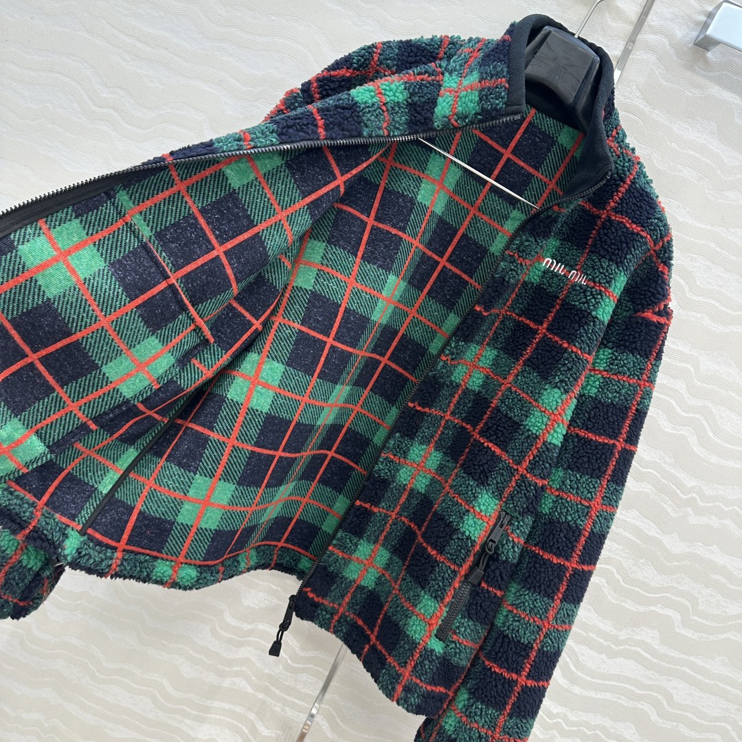 miu miu フルジップジャケット ロゴ入り フェイクファー チェック柄 ブラック/グリーン/レッド - 画像 7