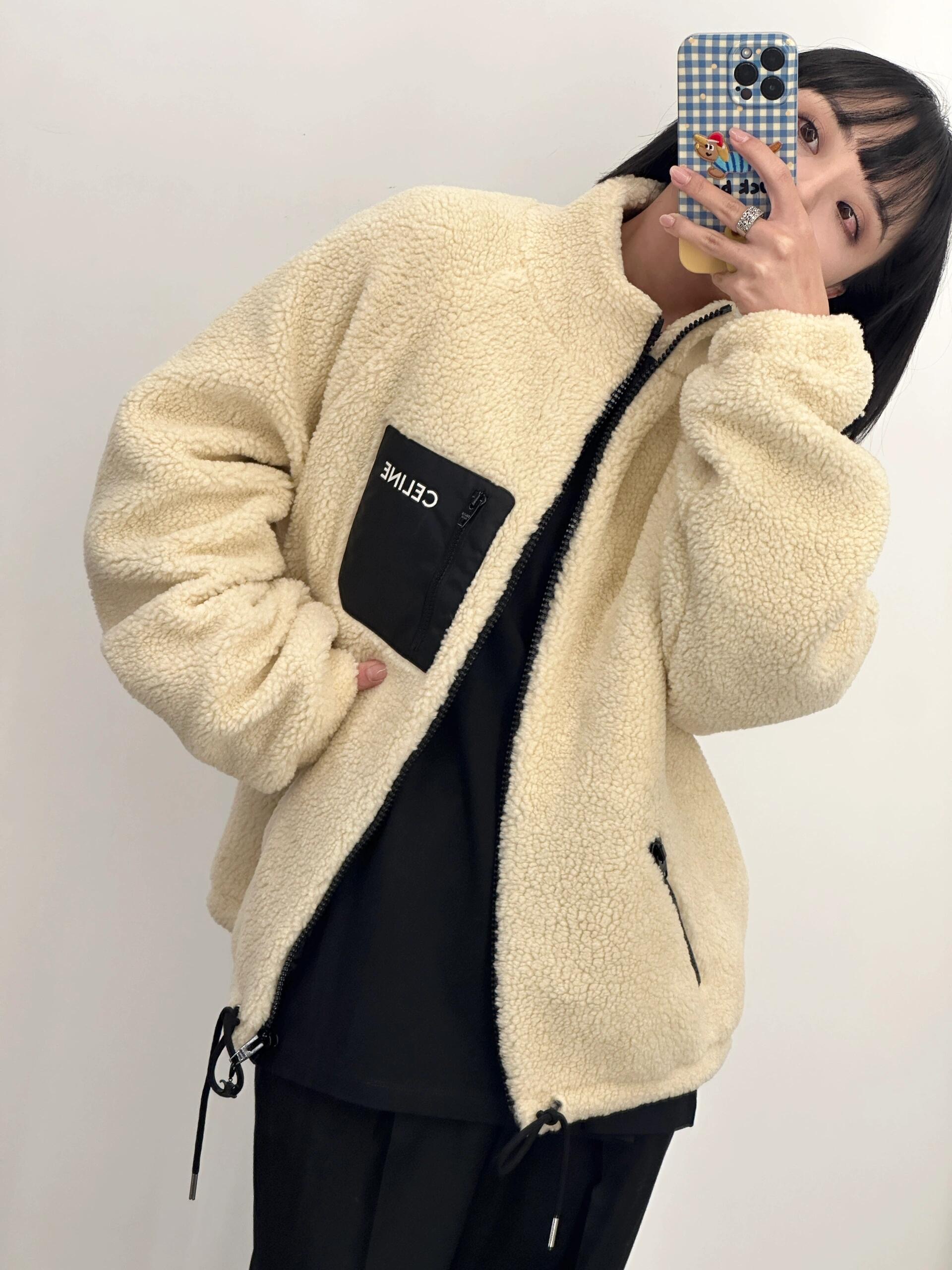 CELINE 340 Celin 25Fw ロゴポケット ファー フリース ファッション | オフホワイト/ブラック - 画像 4