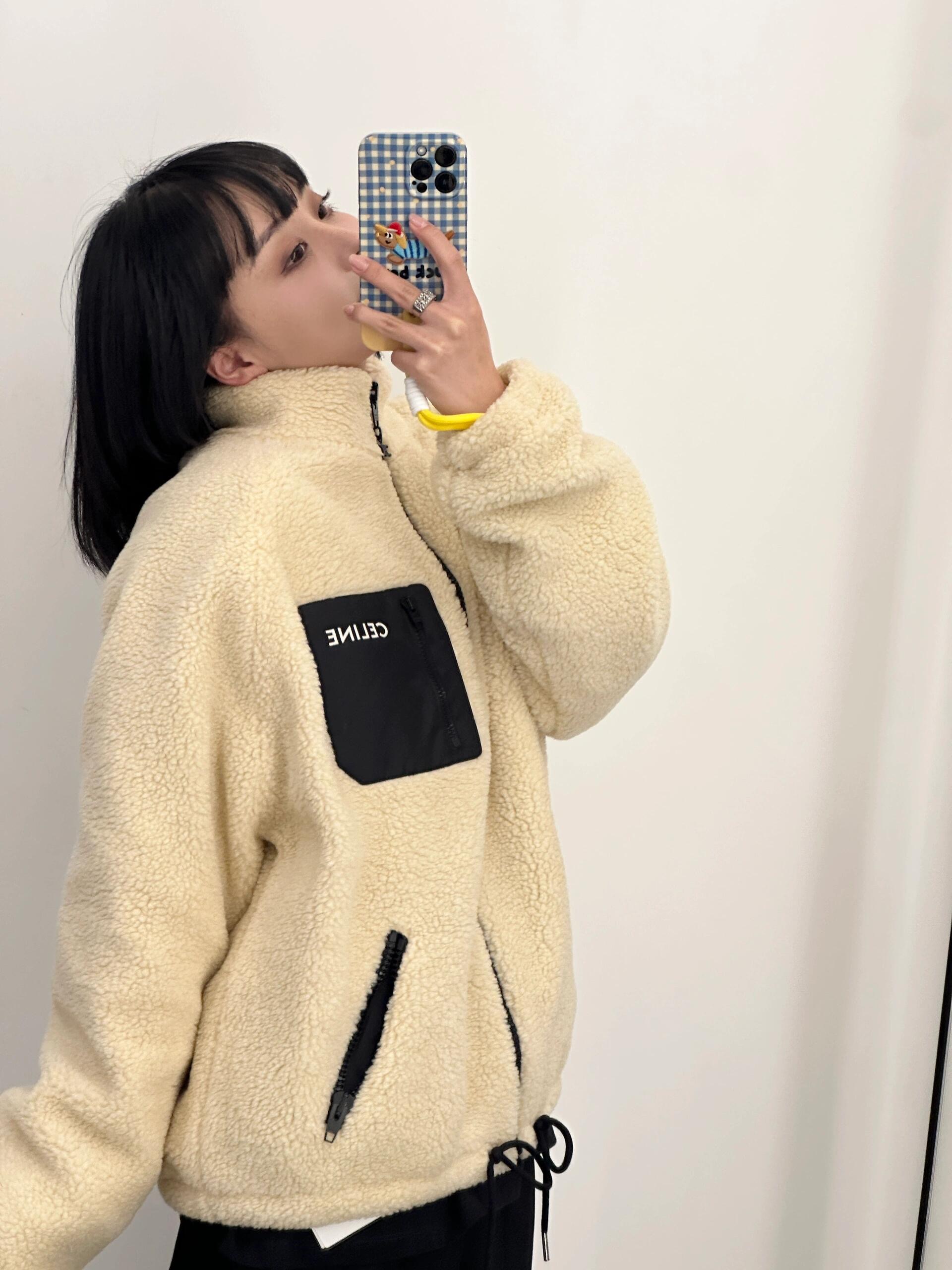 CELINE 340 Celin 25Fw ロゴポケット ファー フリース ファッション | オフホワイト/ブラック - 画像 6