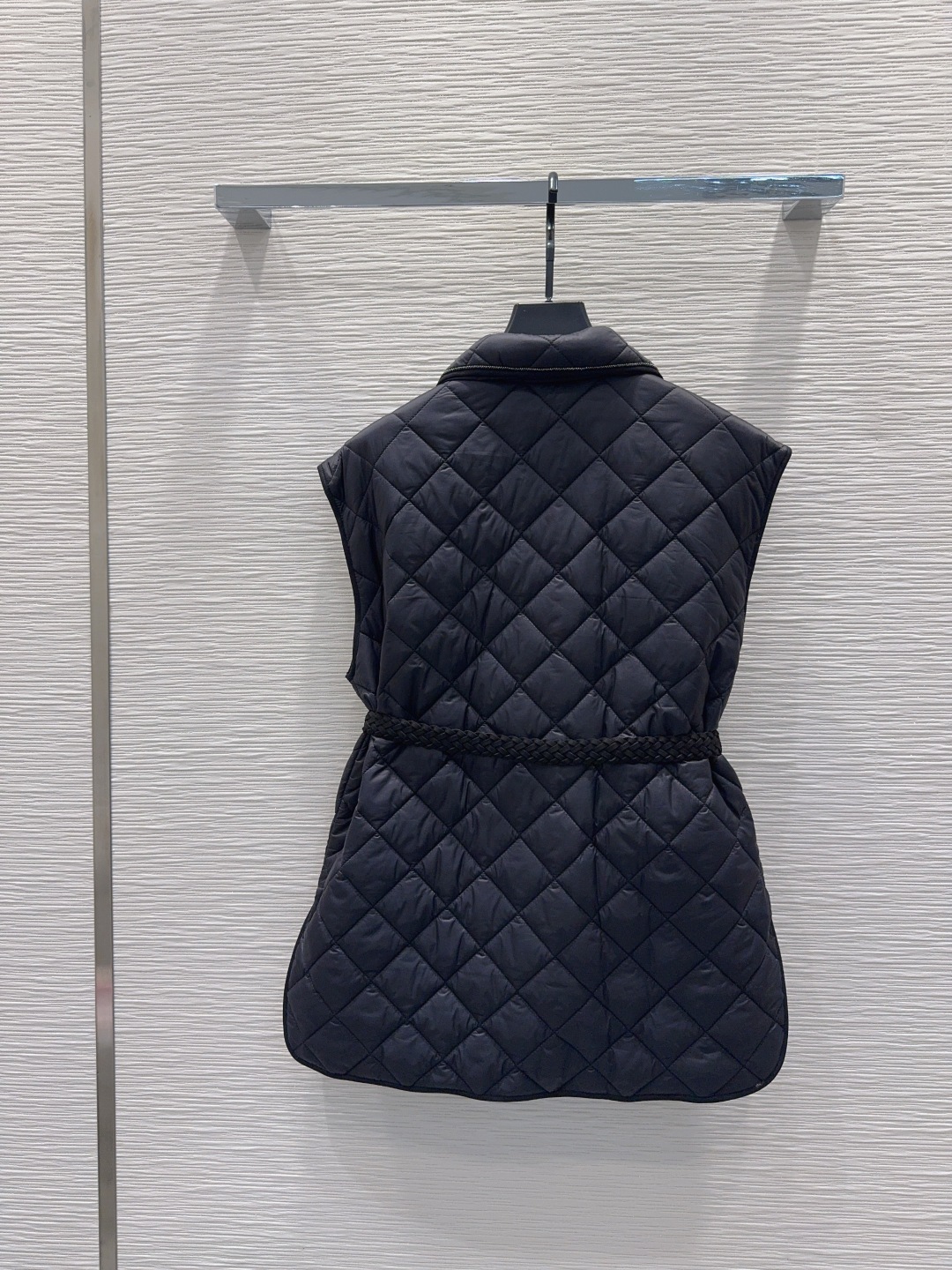 Brunello Cucinelli 2025FW ダウンベスト 100%綿 ブラック - 画像 9