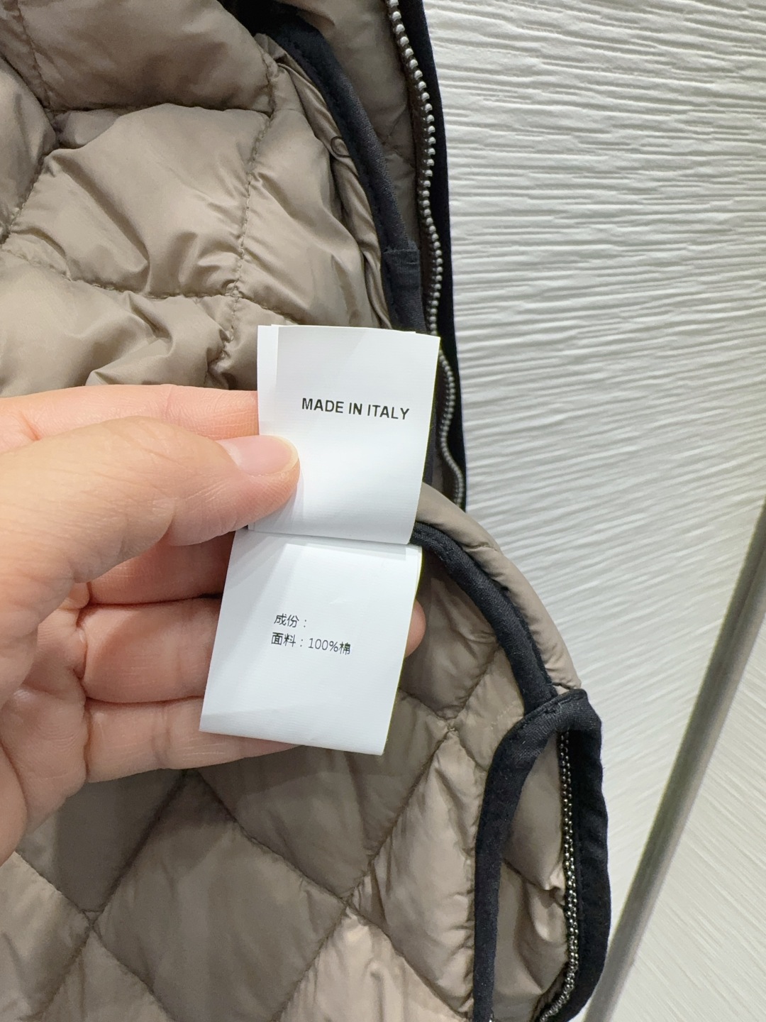 Brunello Cucinelli 370 2025FW ダウンジャケット カンフーロゴ 100%綿 ベージュ - 画像 7