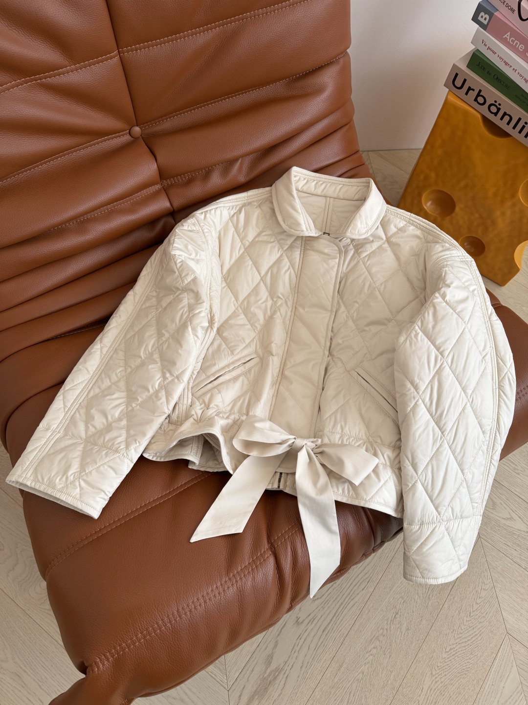 380 ダウンジャケット 菱格柄 バンドゥー ファッション 女性用 ブラック ホワイト - 画像 2