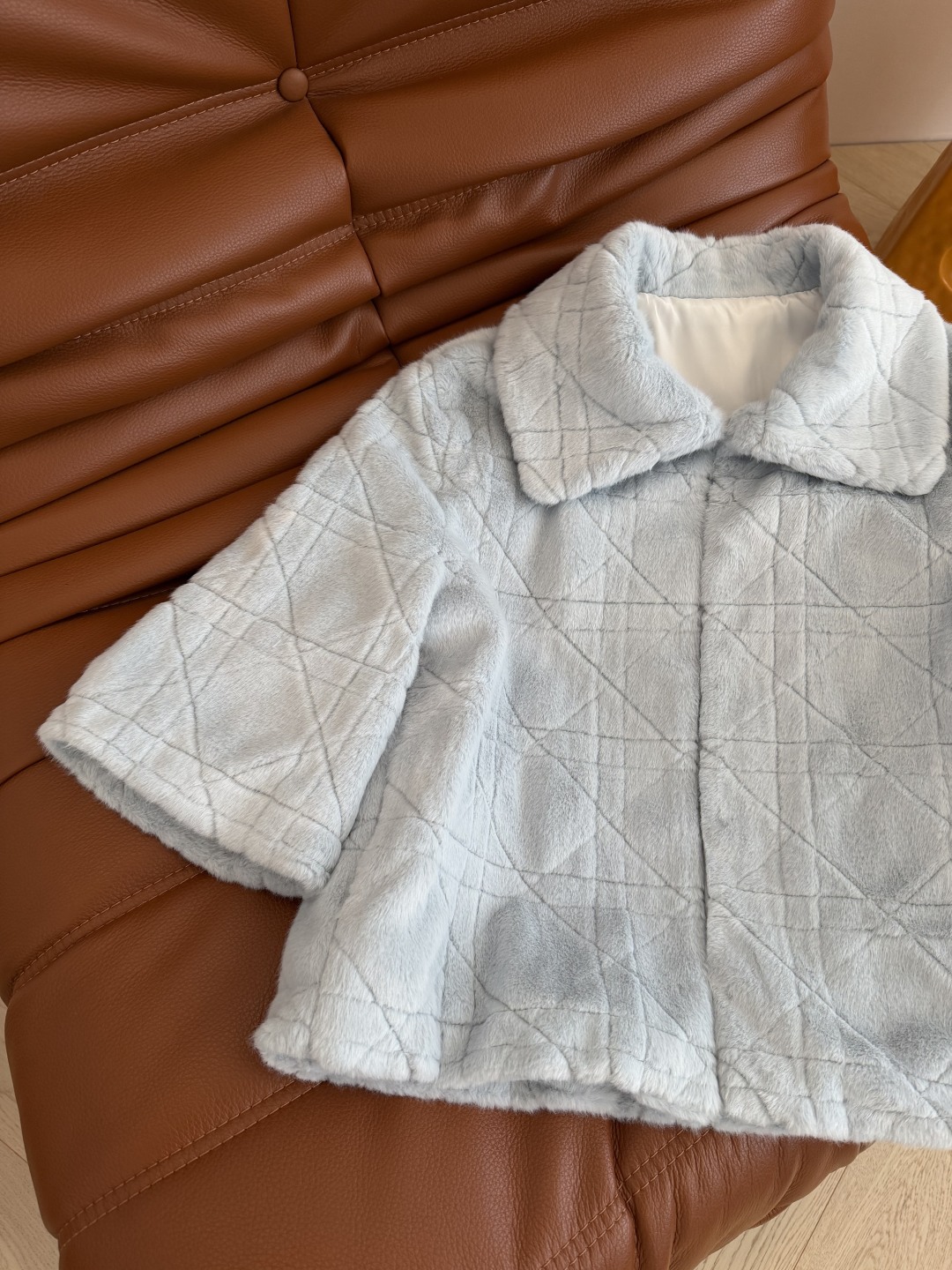 390 Dio25 秋冬 ディオール風 ライン カラー付き ファイバー素材 ライトブルー - 画像 2