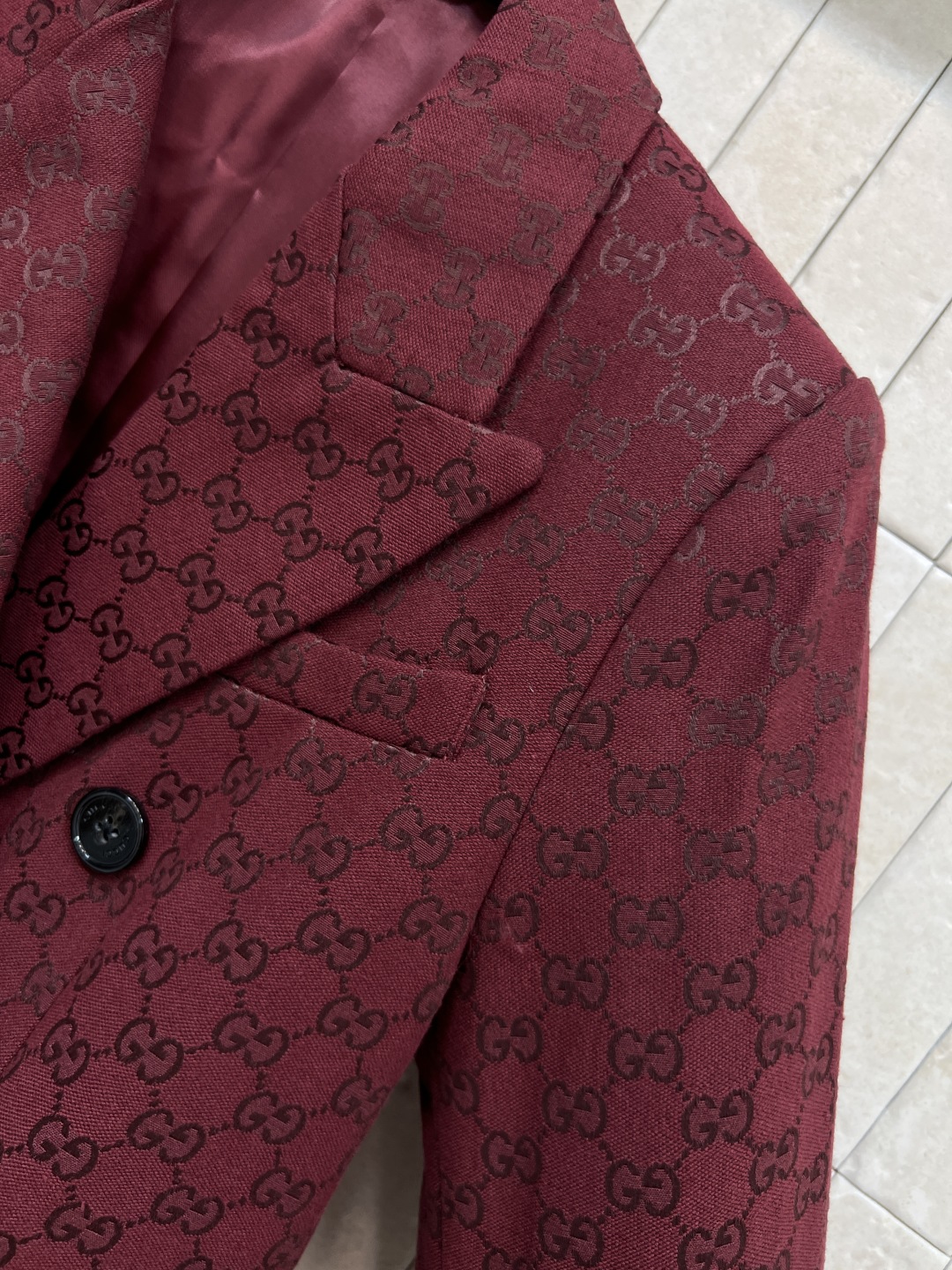 Gucci | 25早秋新作 レッド GGトゥイスト ファブリック フィットウエスタンジャケット レッド - 画像 5