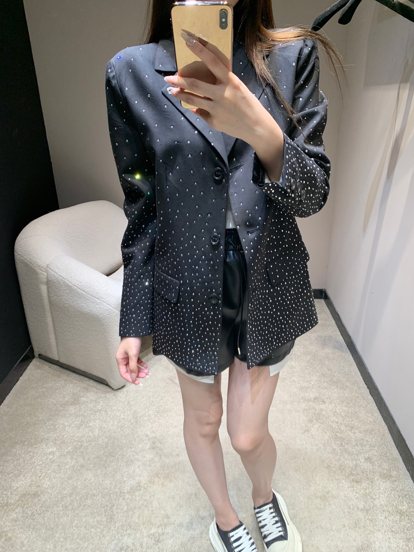 430 Miumi 25Fw フルスパンスパンコート 黒 满天星 ポイント刺繍 フルオーバー ファッション ショートスリーブ ストレッチ素材 3サイズ展開 - 画像 2