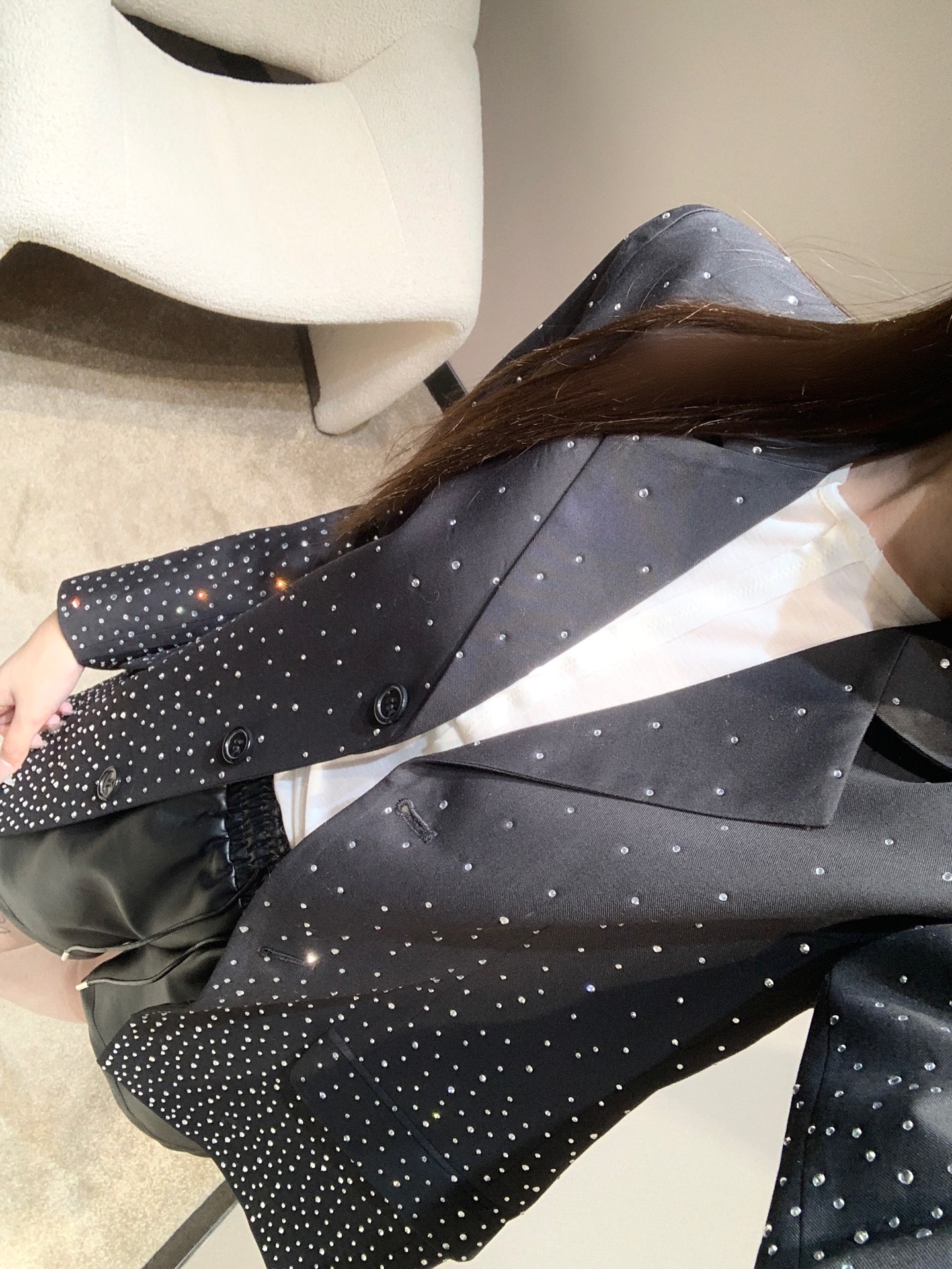 430 Miumi 25Fw フルスパンスパンコート 黒 满天星 ポイント刺繍 フルオーバー ファッション ショートスリーブ ストレッチ素材 3サイズ展開 - 画像 5