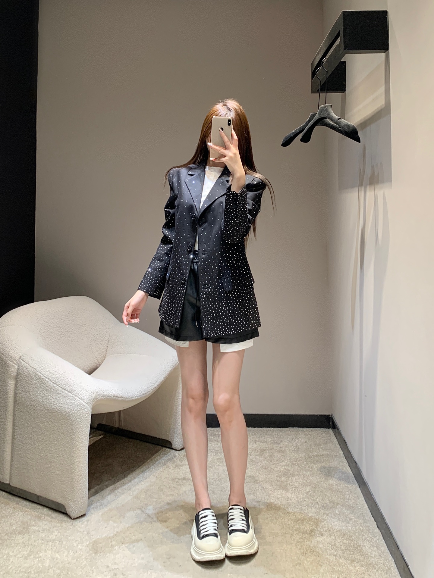 430 Miumi 25Fw フルスパンスパンコート 黒 满天星 ポイント刺繍 フルオーバー ファッション ショートスリーブ ストレッチ素材 3サイズ展開 - 画像 6