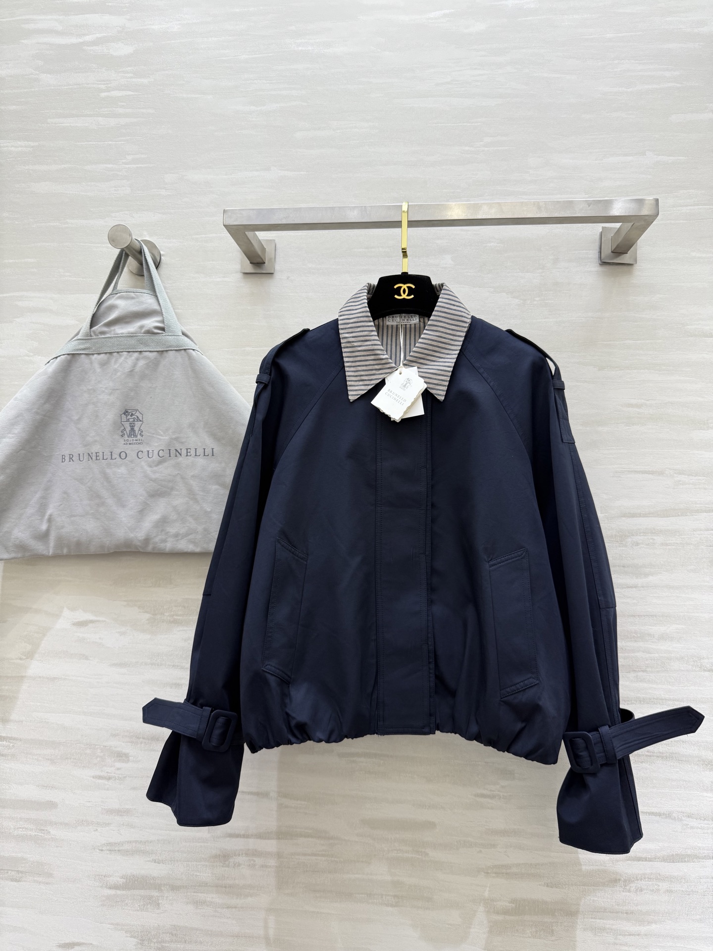 BRUNELLO CUCINELLI 440 フェイク2トーン ロングコート ストライプ襟 ブルー - 画像 1