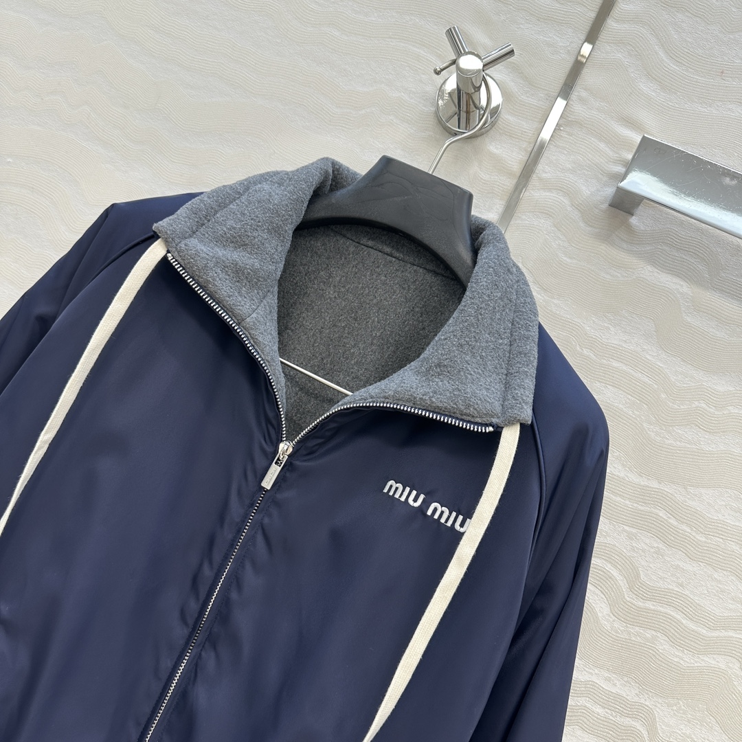 miu miu 440 ダブルフェイスジャケット 保温 防風 ブルーブラック - 画像 2