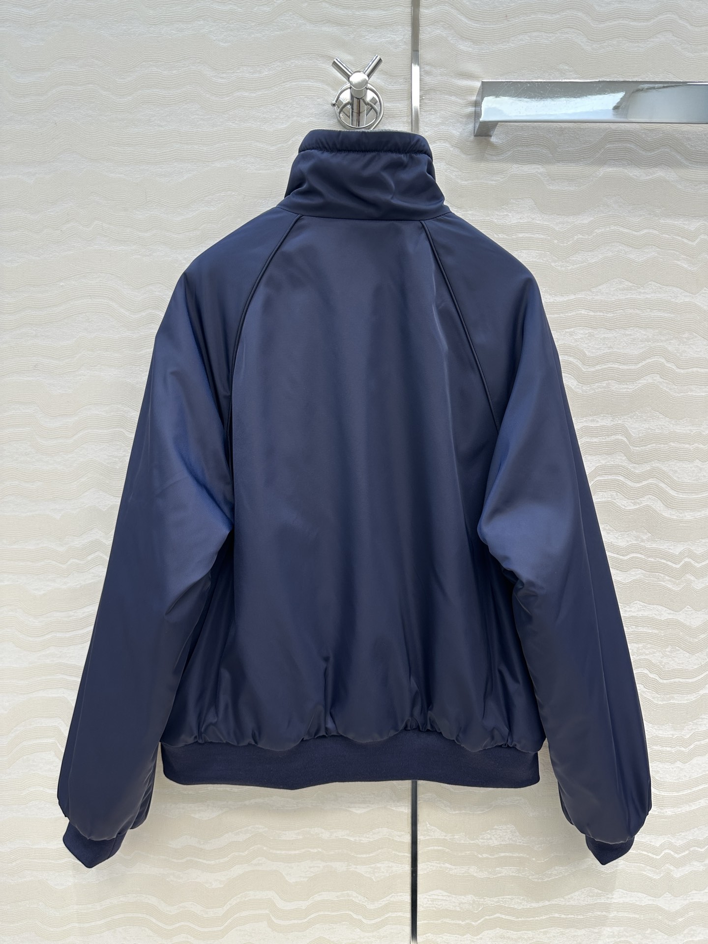 miu miu 440 ダブルフェイスジャケット 保温 防風 ブルーブラック - 画像 9