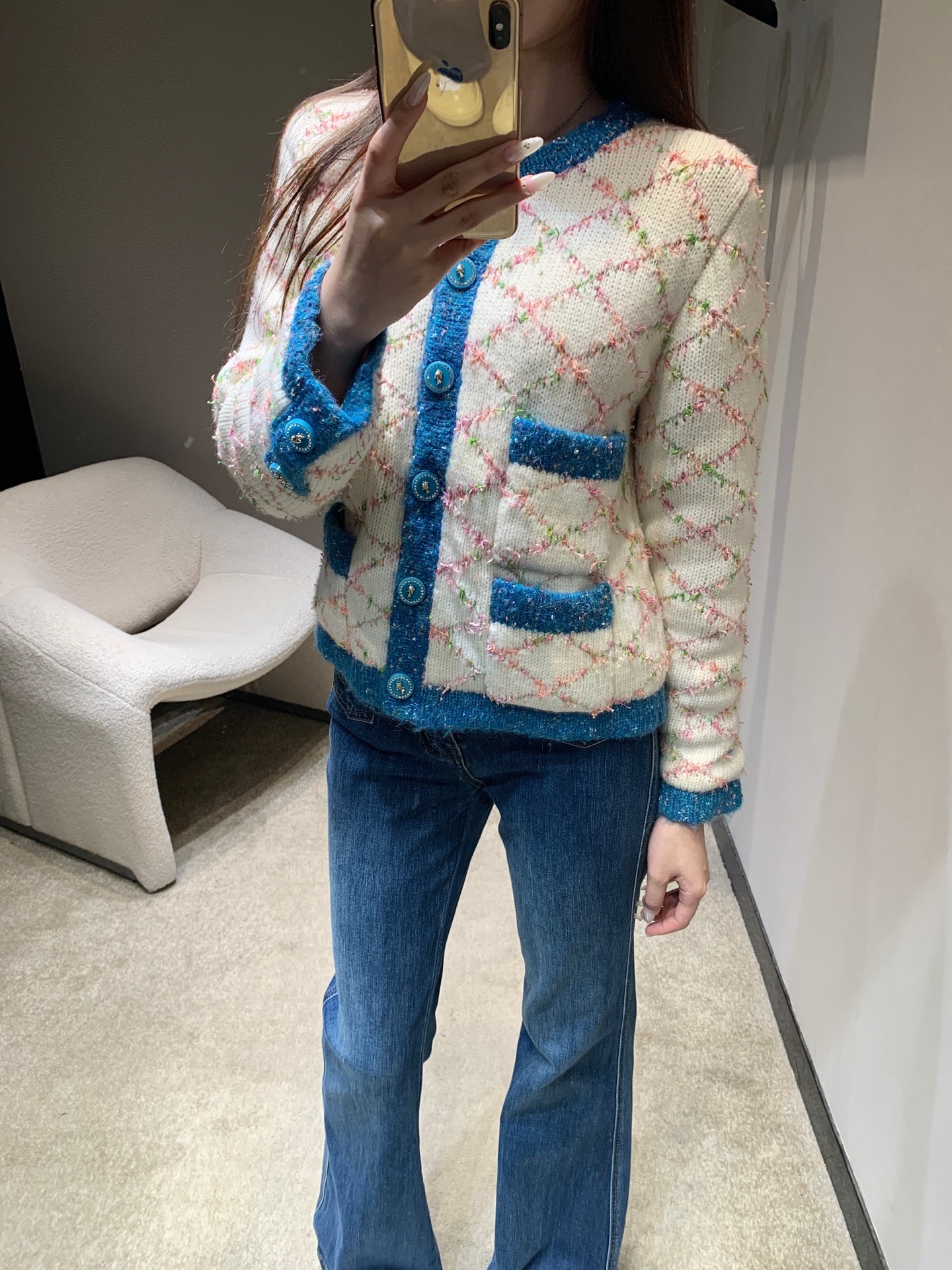 450 Chael 25B 高級手工坊シリーズ ロゴ入り メンズ ファッション ブルーファスナー 青色 刺繍 ハンドメイド カーディガン 2024SS - 画像 2