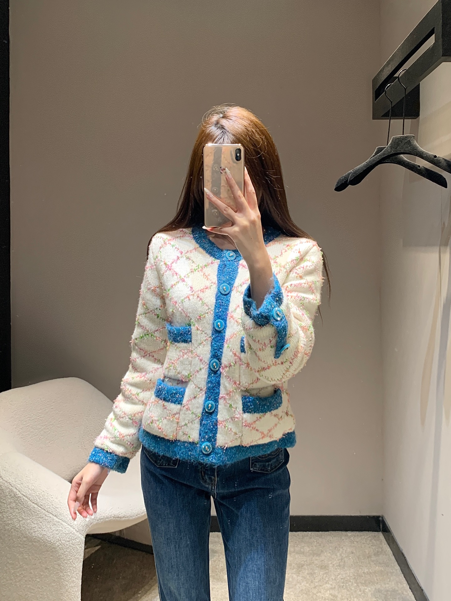 450 Chael 25B 高級手工坊シリーズ ロゴ入り メンズ ファッション ブルーファスナー 青色 刺繍 ハンドメイド カーディガン 2024SS - 画像 7