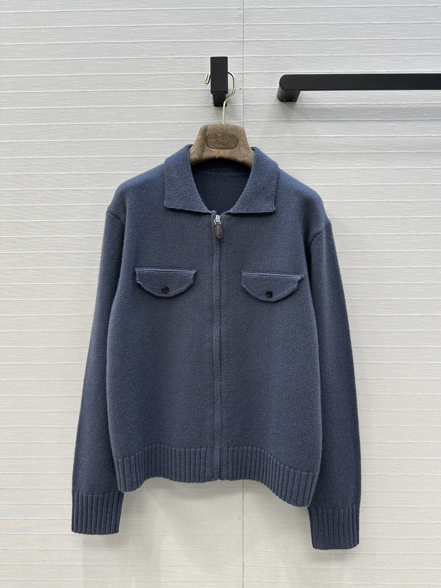 480 ローファン カシミヤ ジャケット ファスナー ボタンポケット 袖リブ グレー 36サイズ - 画像 1