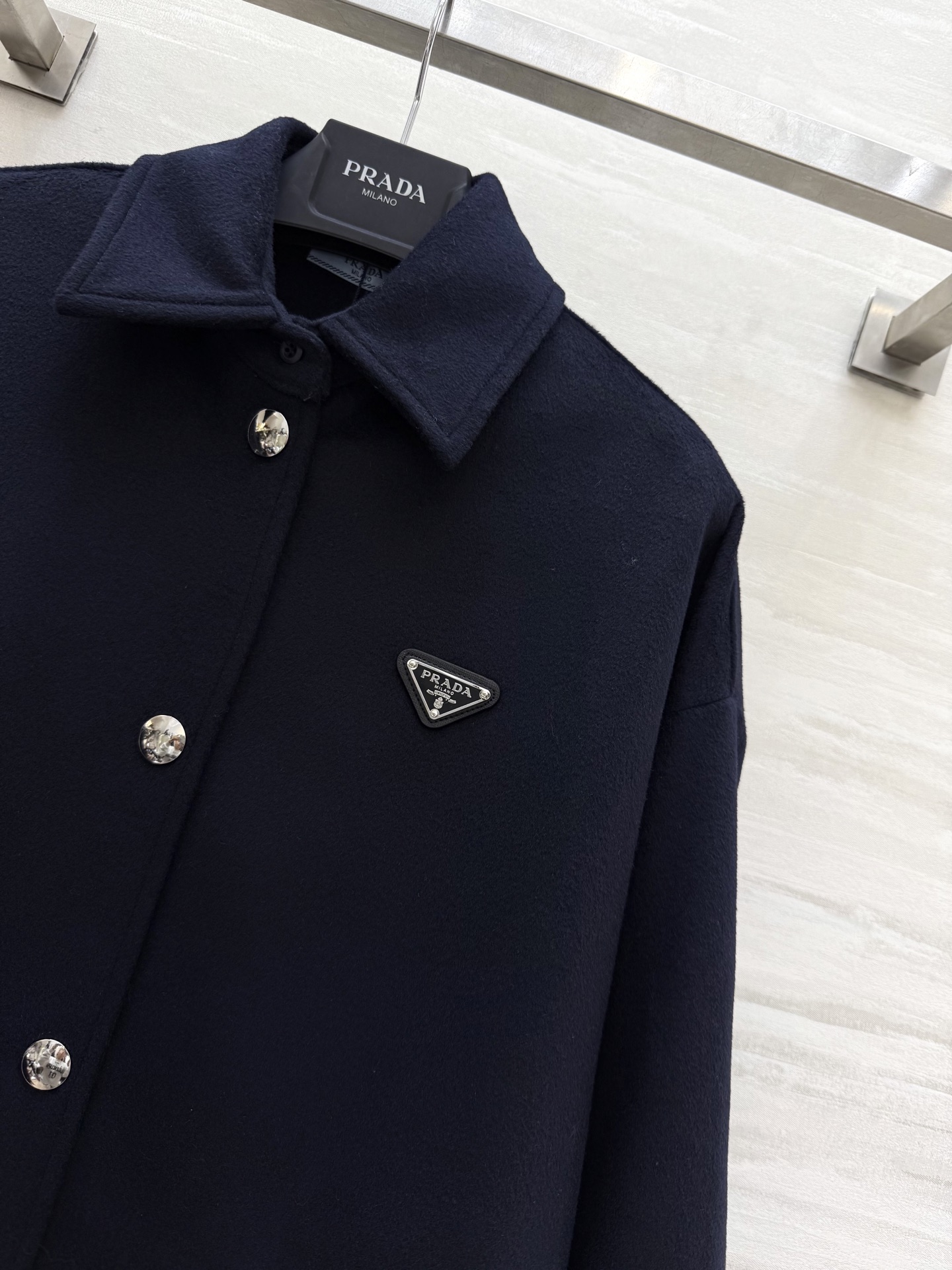 PRADA ニット メンズ 24FW 羊毛 ブルゾン ブラック - 画像 2