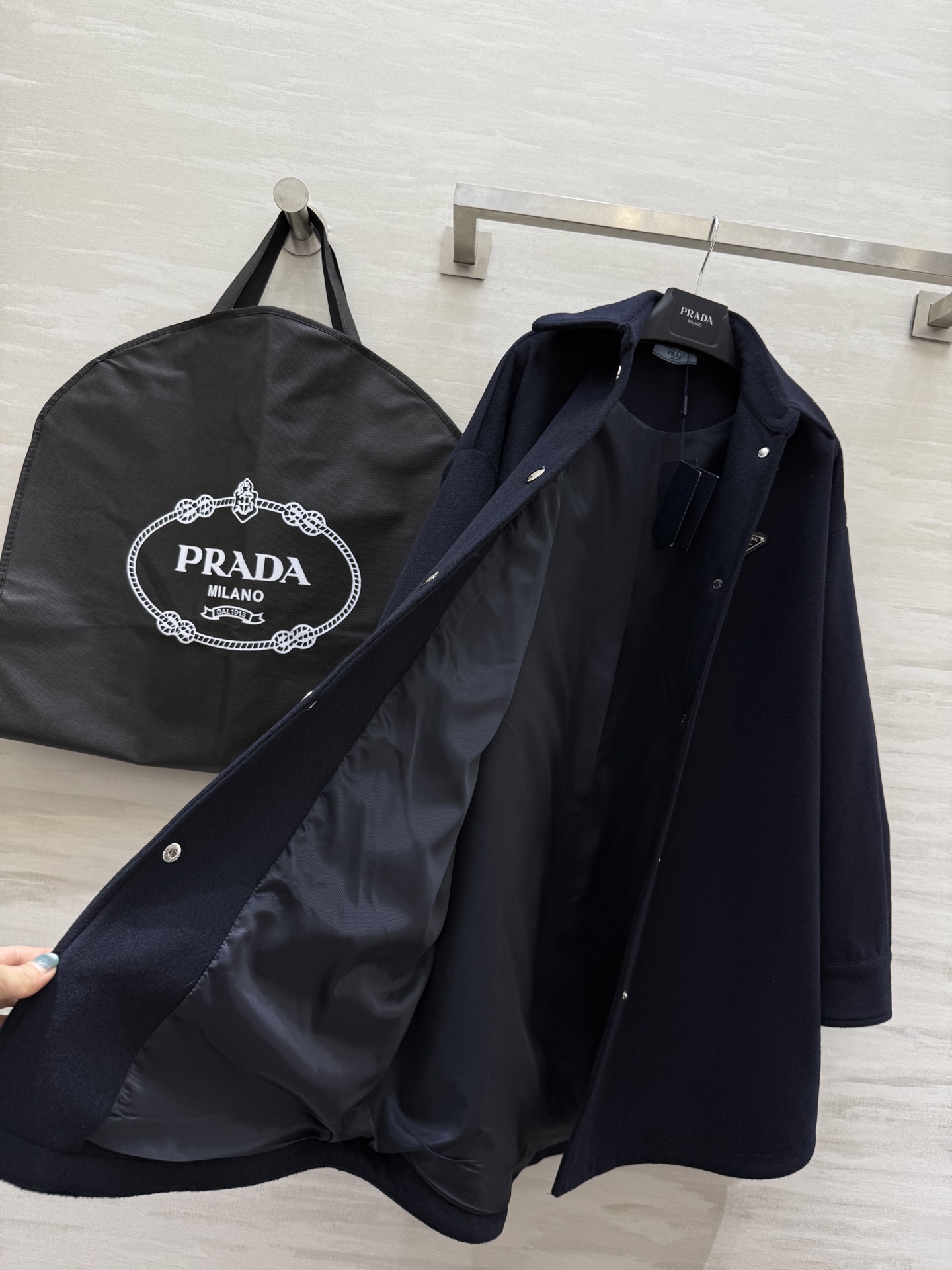 PRADA ニット メンズ 24FW 羊毛 ブルゾン ブラック - 画像 3