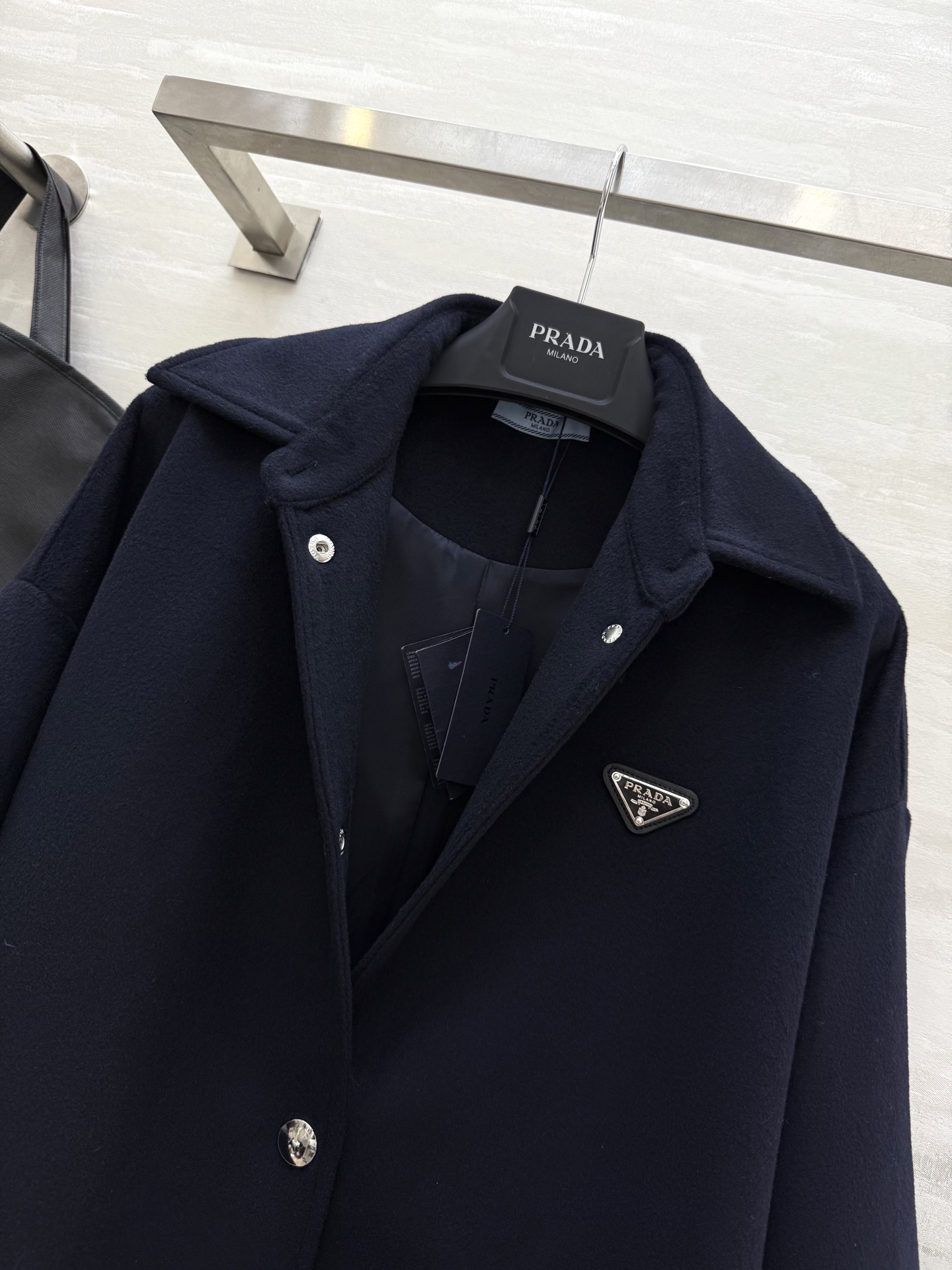 PRADA ニット メンズ 24FW 羊毛 ブルゾン ブラック - 画像 5