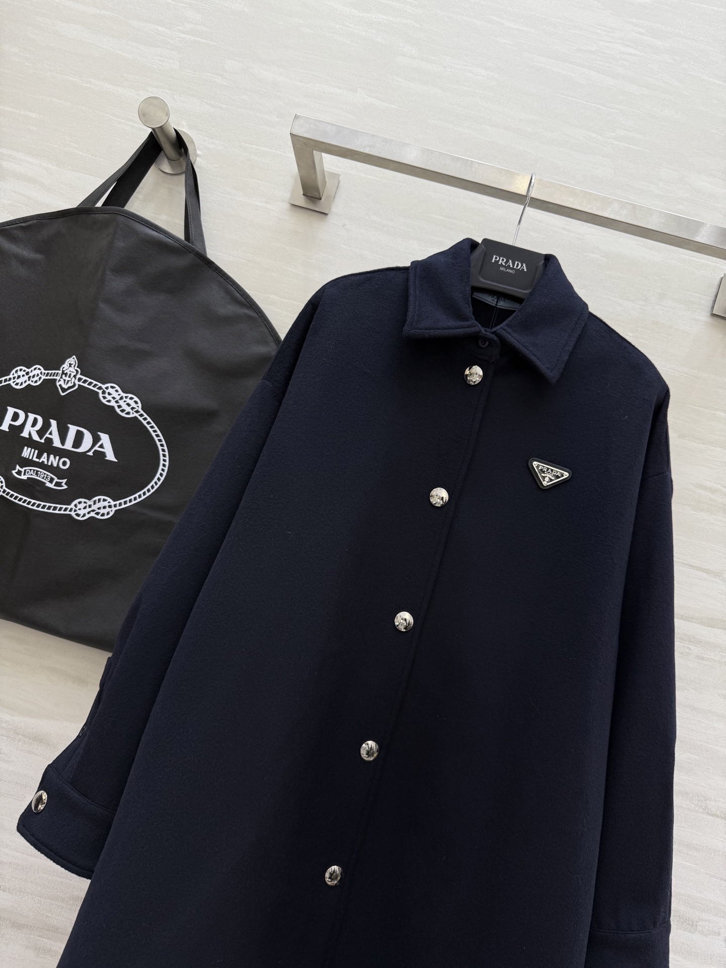 PRADA ニット メンズ 24FW 羊毛 ブルゾン ブラック - 画像 8