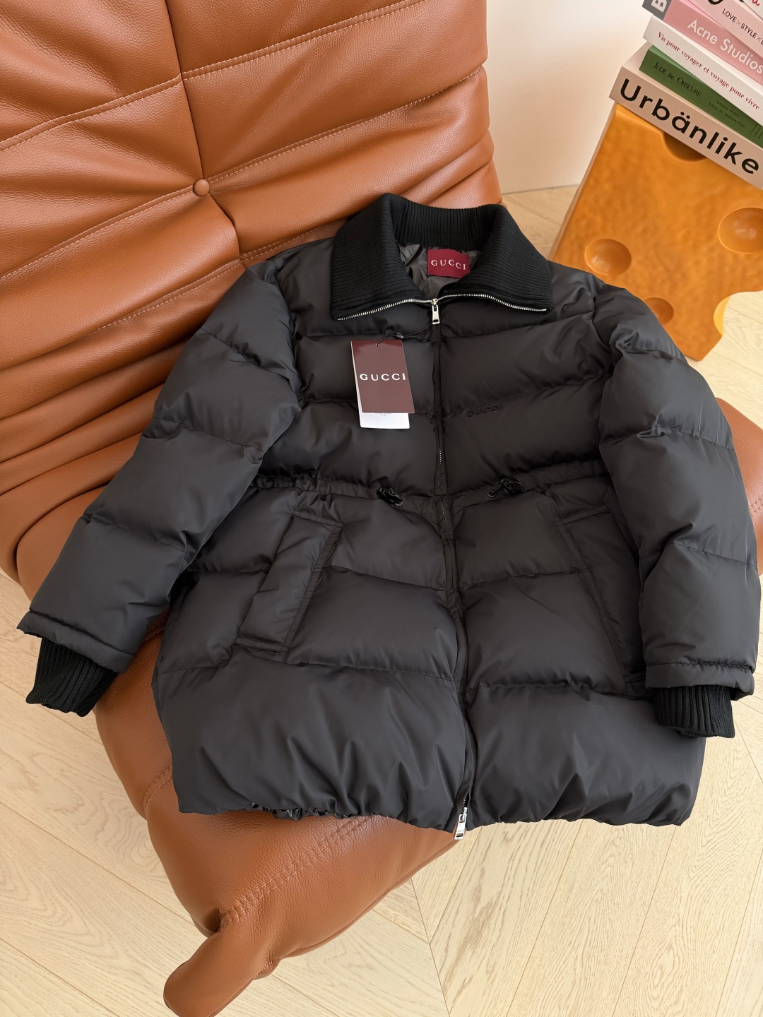 GUCCI 540 25 ニット襟 ダウンジャケット 腰部引き締め 軽量 ブラック - 画像 2