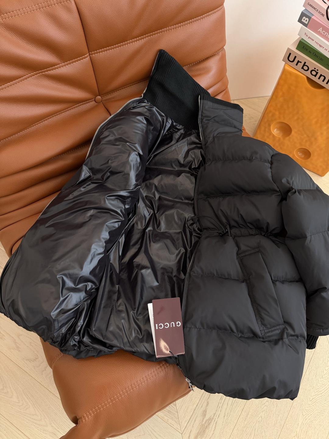 GUCCI 540 25 ニット襟 ダウンジャケット 腰部引き締め 軽量 ブラック - 画像 6