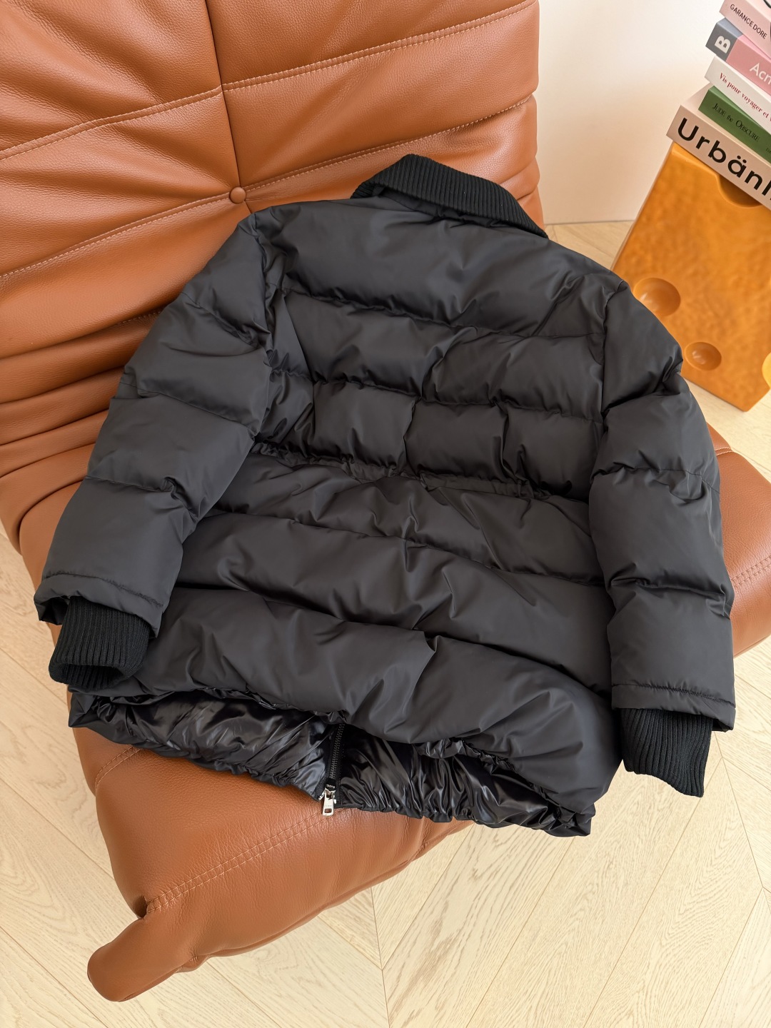 GUCCI 540 25 ニット襟 ダウンジャケット 腰部引き締め 軽量 ブラック - 画像 9