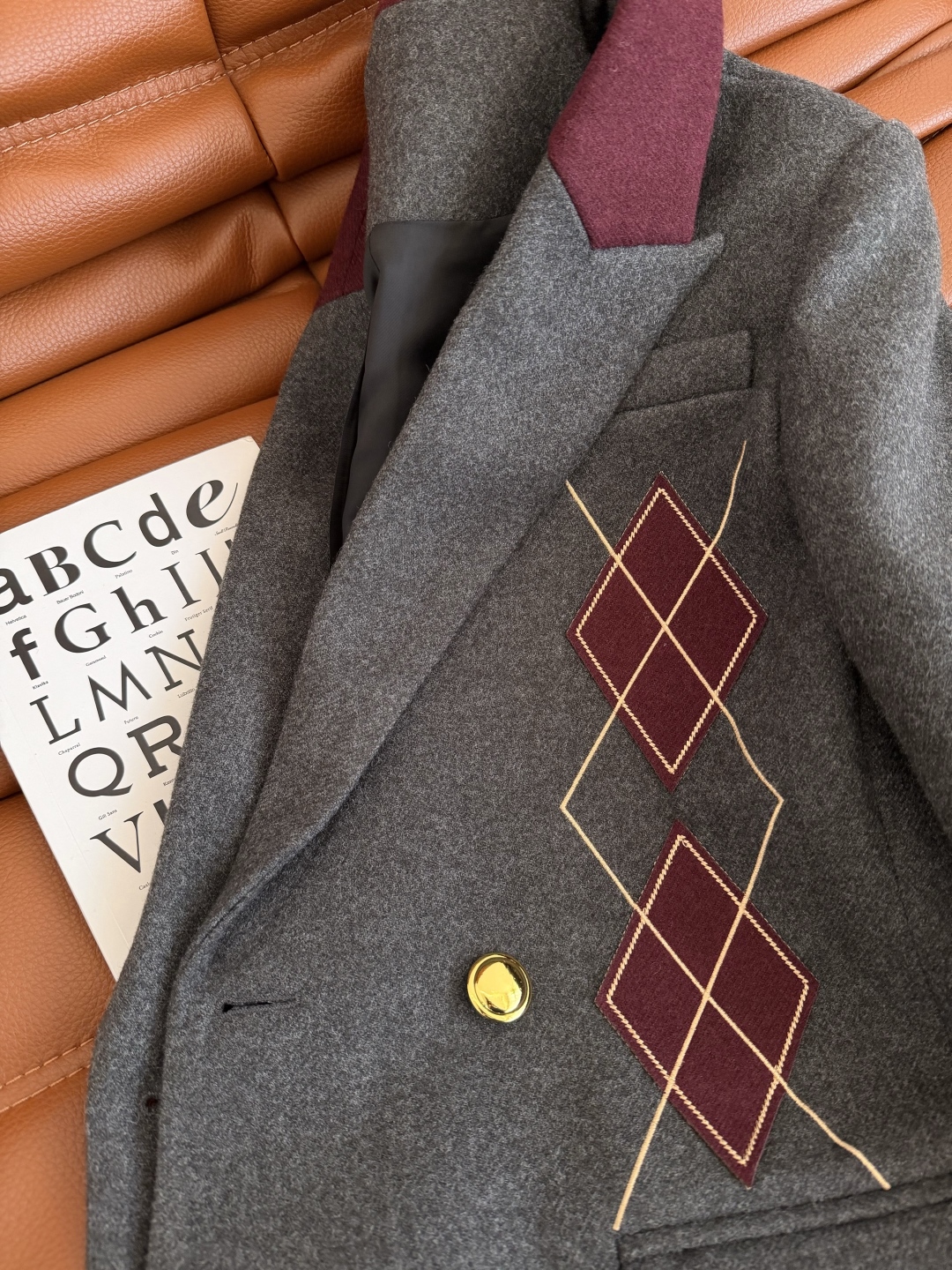 560 レトロ ファッション 25秋冬 ダブルブレスト プリーツスカート ウール ボルドー刺繍 グレー | ファッションセット - 画像 5