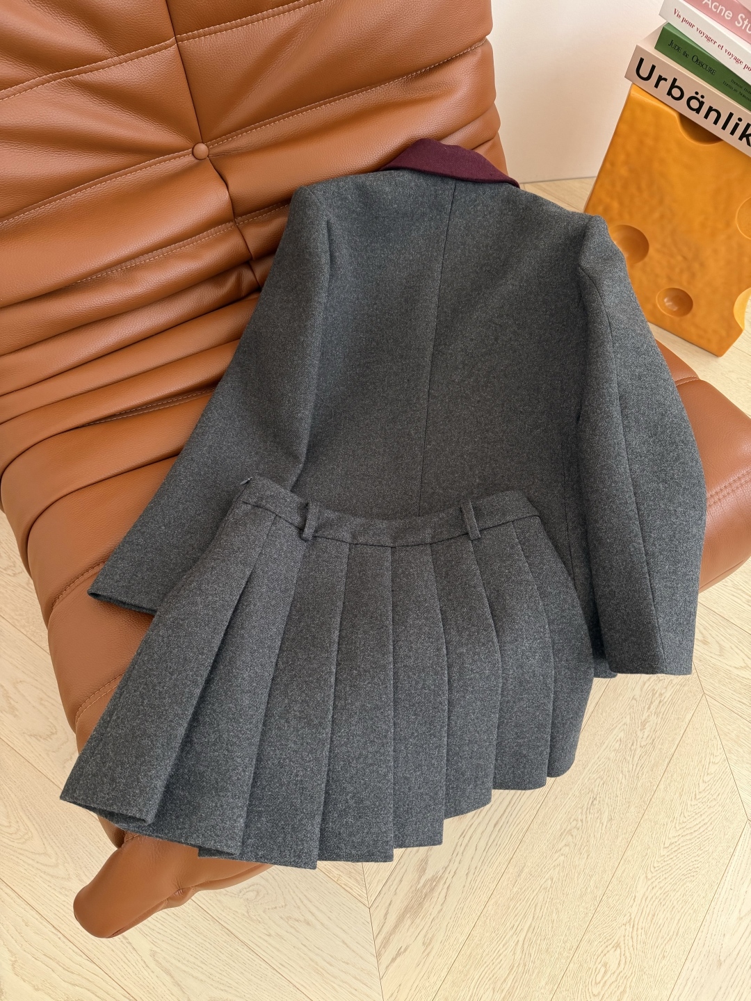 560 レトロ ファッション 25秋冬 ダブルブレスト プリーツスカート ウール ボルドー刺繍 グレー | ファッションセット - 画像 9