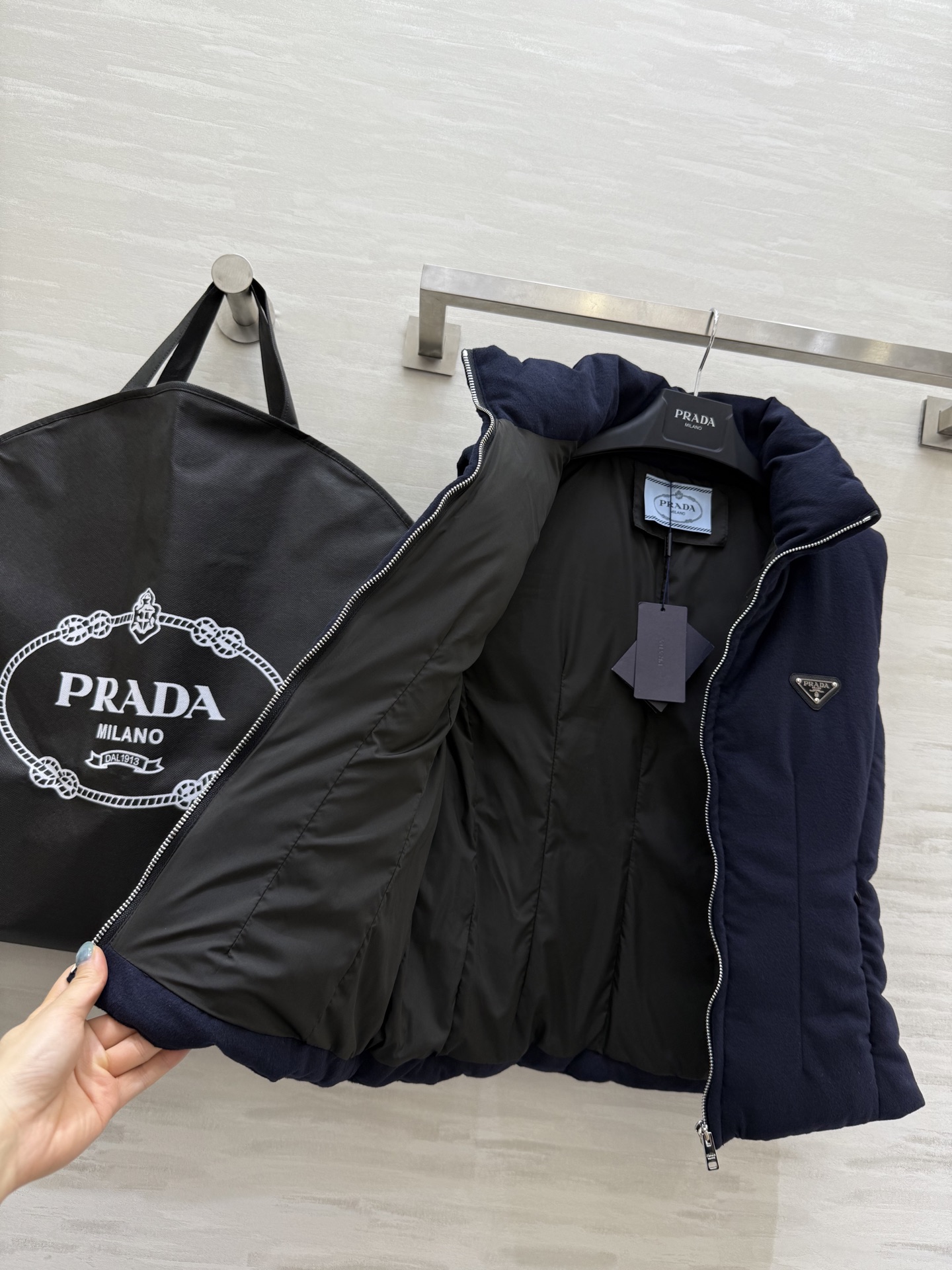 PRADA 590 Prad2 ファーレンズ ベスト ブルゾン ブラック 90%ホワイトグースダウン ブルゾン 51 - 画像 8