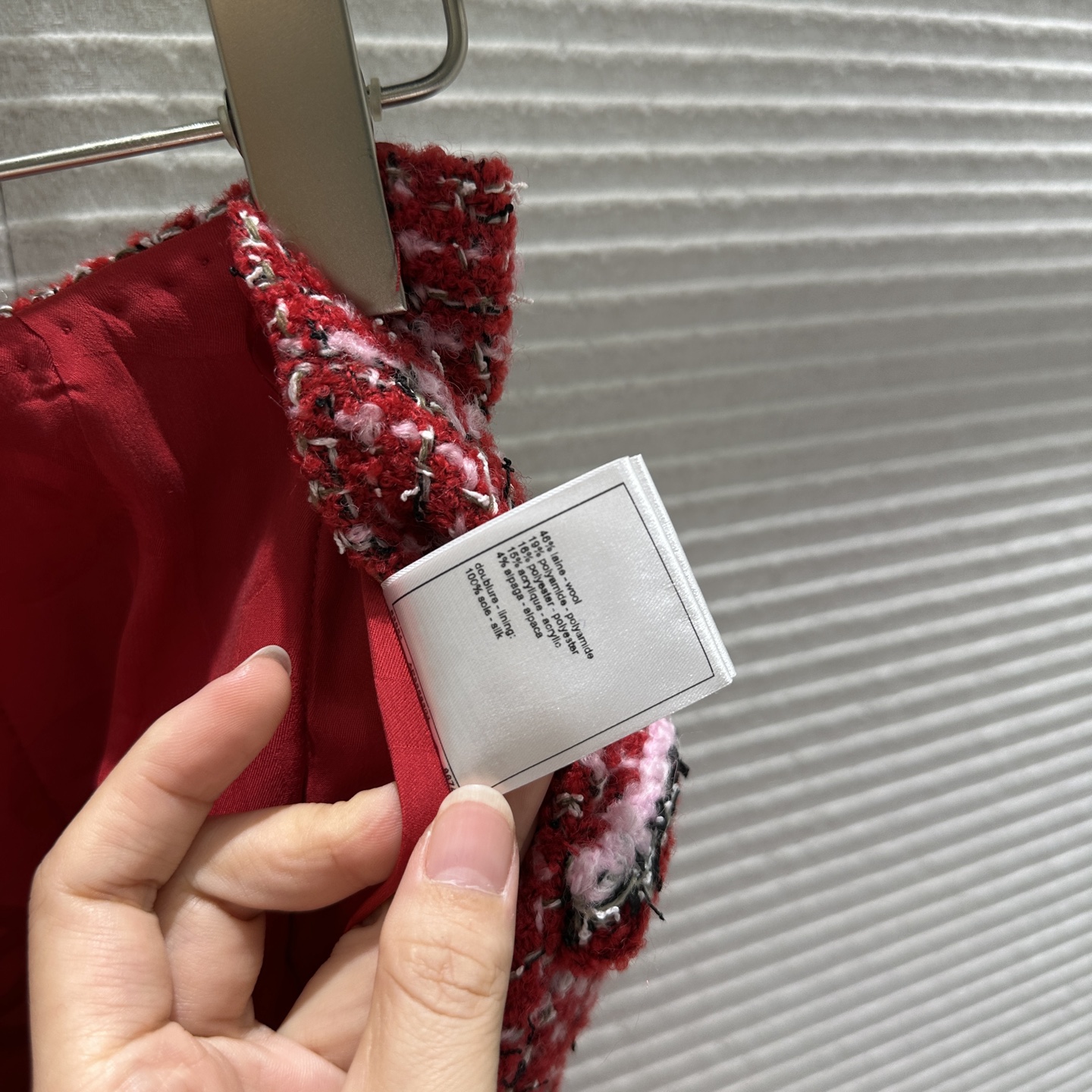 CHANEL|25K|高腰|正赤色 ウール混紡 ハイウエストスカート|100%シルク裏地 - 画像 8