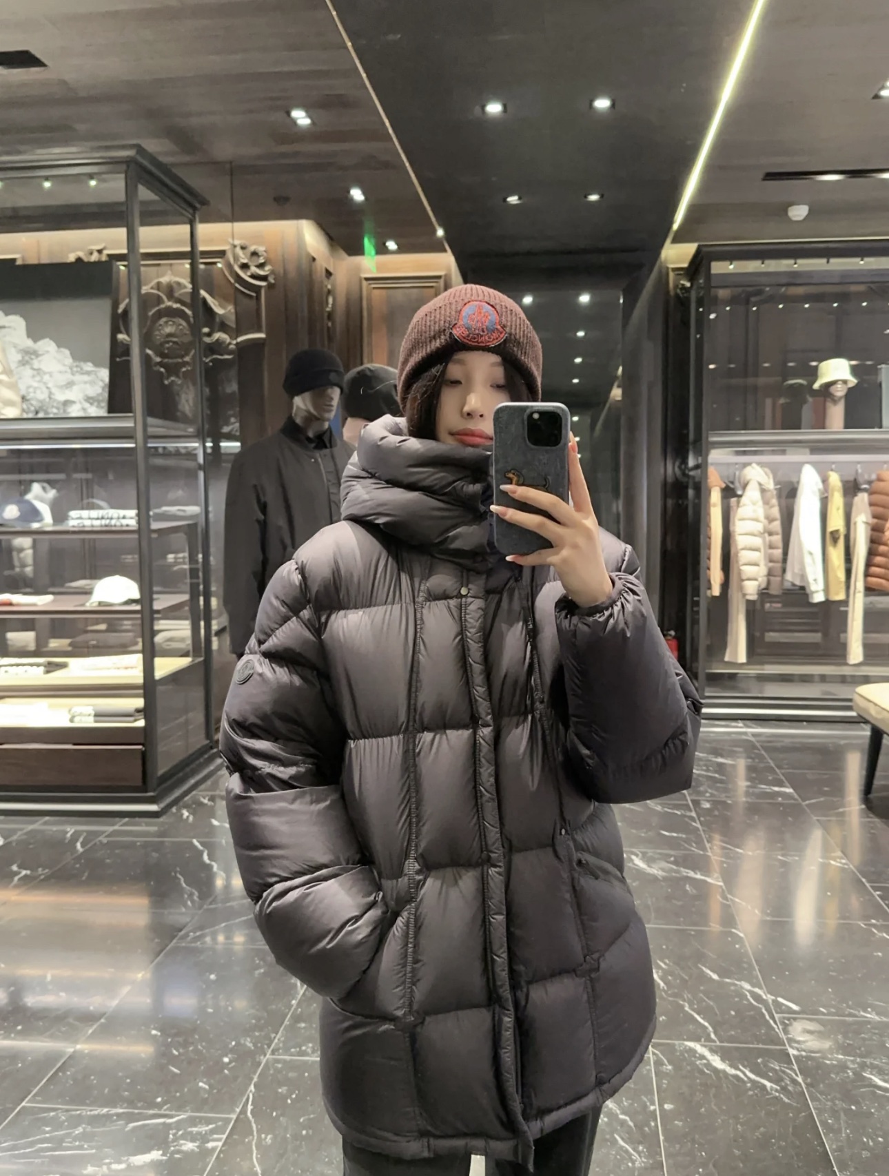 Moncler 黒標 Loff Jacket 中長 銀光 雲裏黑 男女兼用 カーディガン - 画像 1