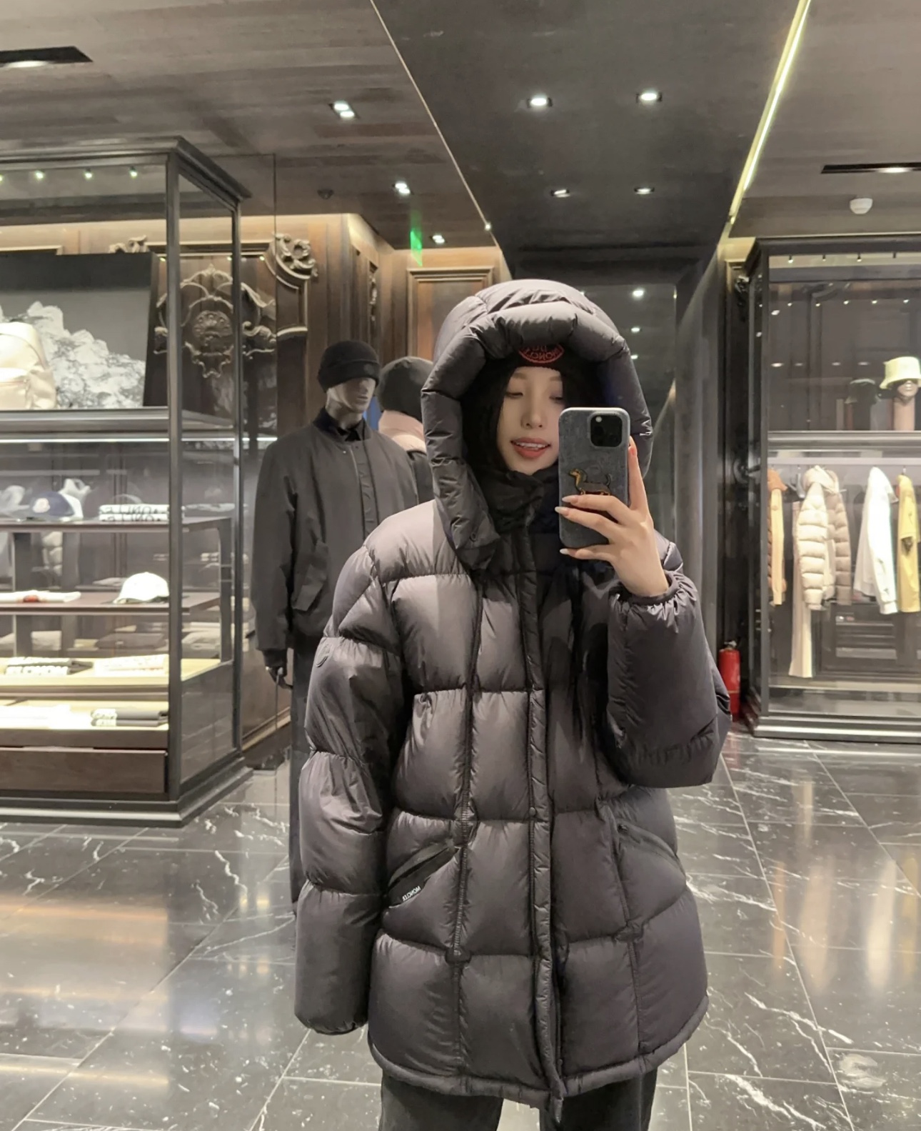 Moncler 黒標 Loff Jacket 中長 銀光 雲裏黑 男女兼用 カーディガン - 画像 3