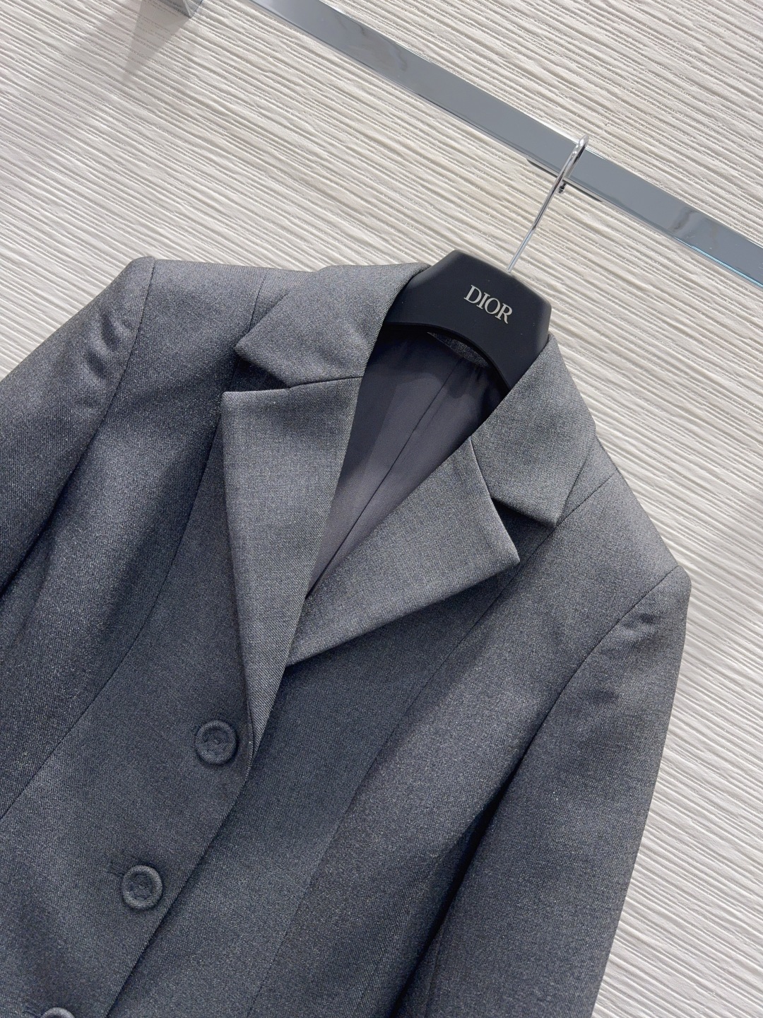 Dior 380 ファッションスーツ ファッションタイトスカート 灰色 素材：ポリエステル75% ライオン23% ナイロン2% - 画像 2