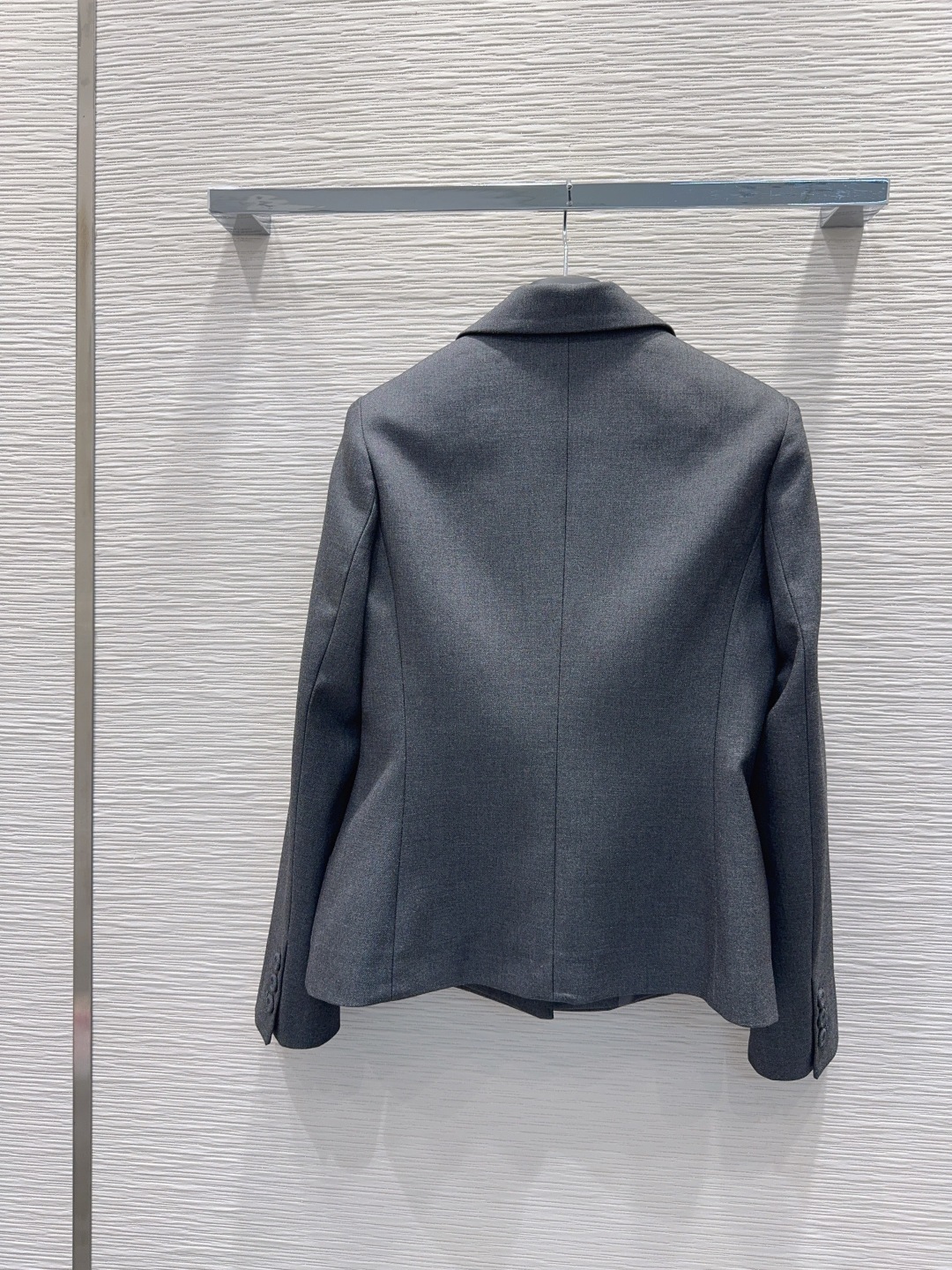 Dior 380 ファッションスーツ ファッションタイトスカート 灰色 素材：ポリエステル75% ライオン23% ナイロン2% - 画像 7