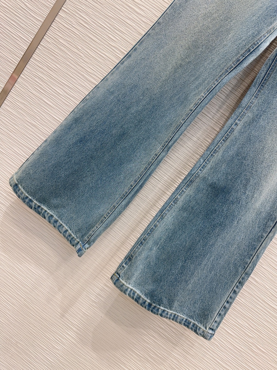 ルイ・ヴィトン 320 デニム ロゴ刺繍 フラッターデニム 水洗いブルー - 画像 6