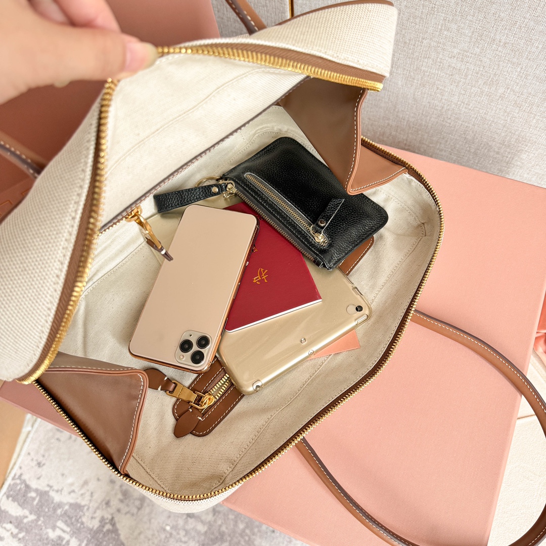 Miu Miu 5BB117Miu 公文バッグ キャンバス ベージュ - 画像 8